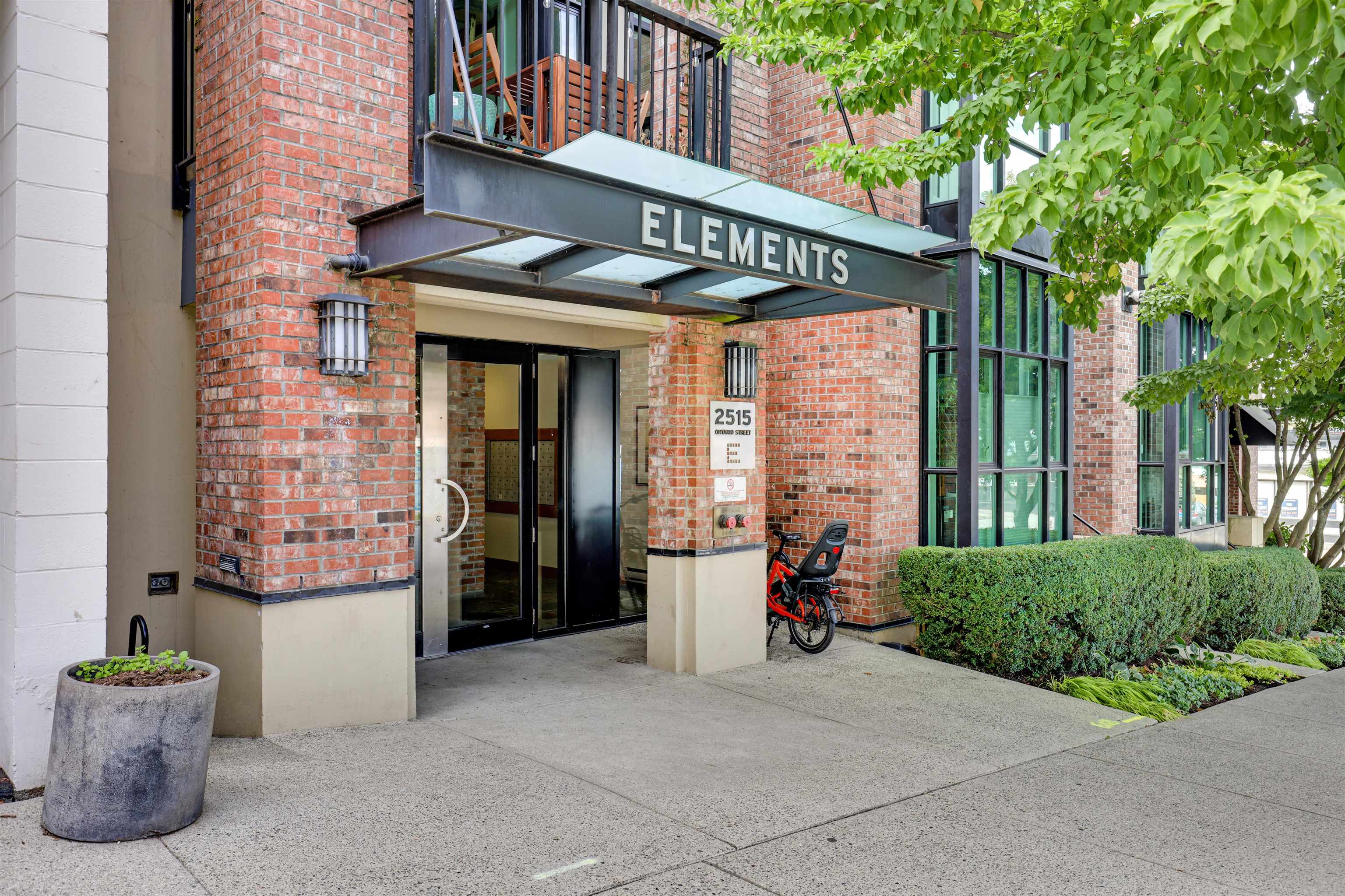 2515 Ontario Street #419, Vancouver, BC V5T 4V4