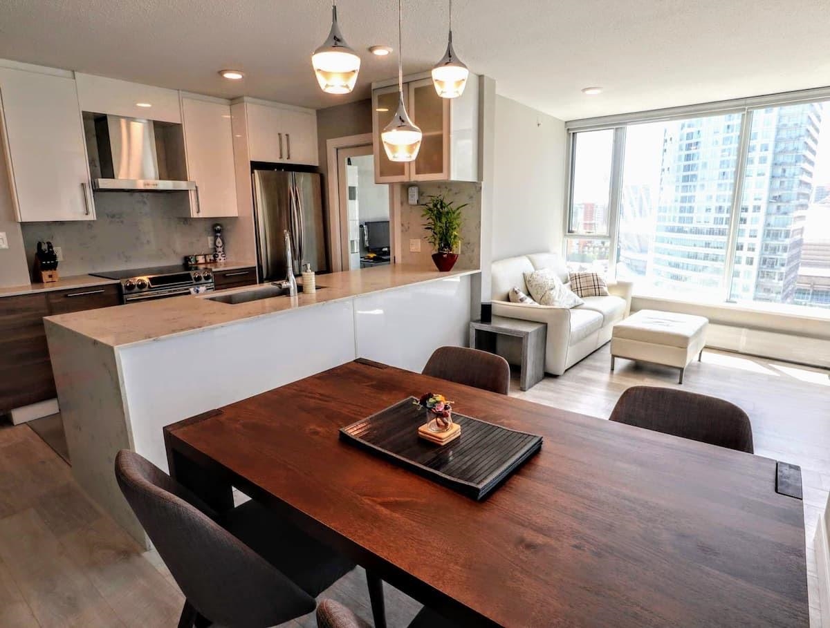 689 Abbott Street #2507, Vancouver, BC V6B 0J2