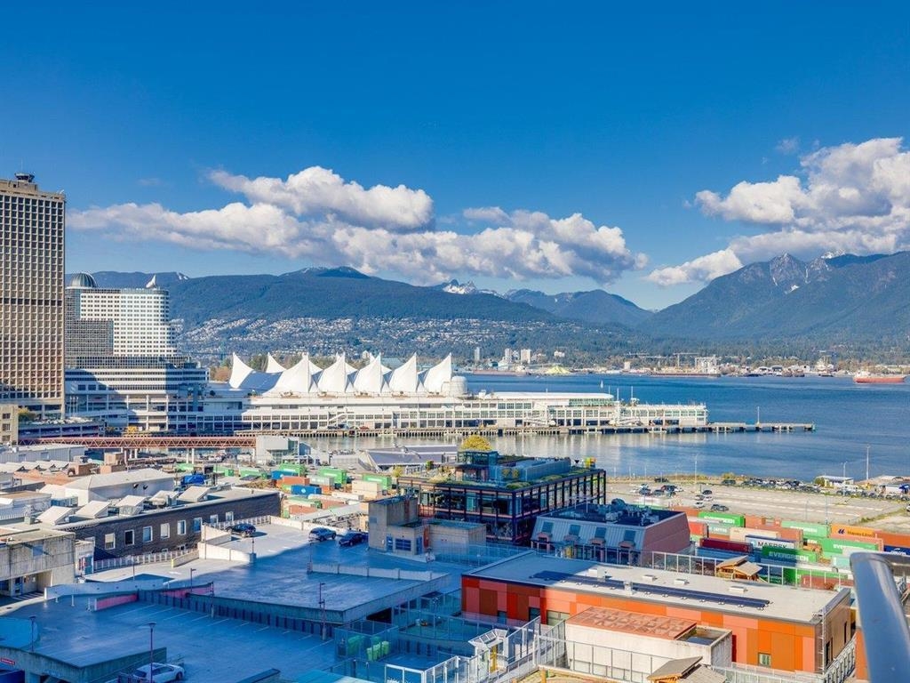 108 West Cordova Street #2401, Vancouver, BC V6B 0G5