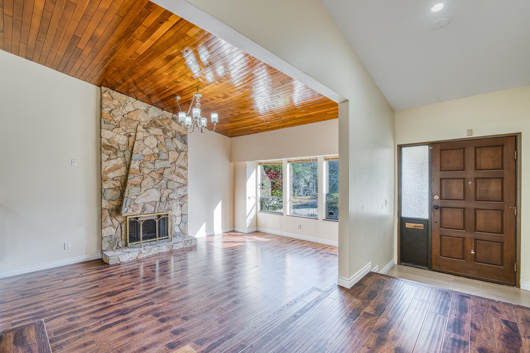 157a Street, Surrey, BC V4N 2R5