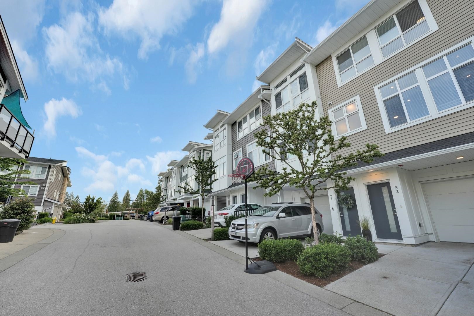 24108 104 Avenue #22, Maple Ridge, BC V2W 0J5