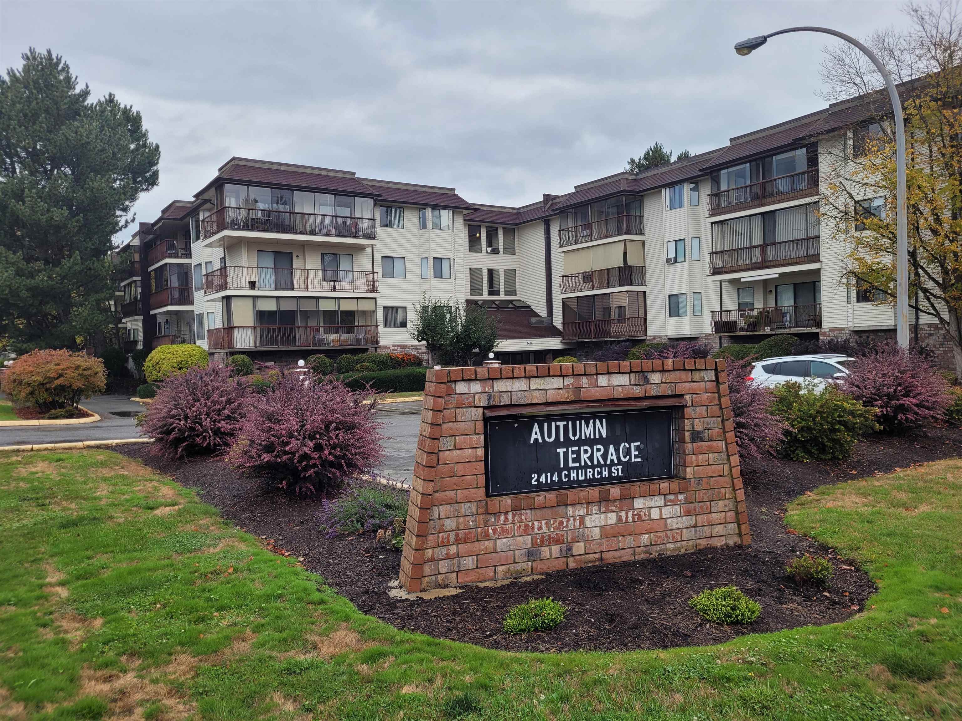 2414 Church Street #201, Abbotsford, BC V2T 3J7