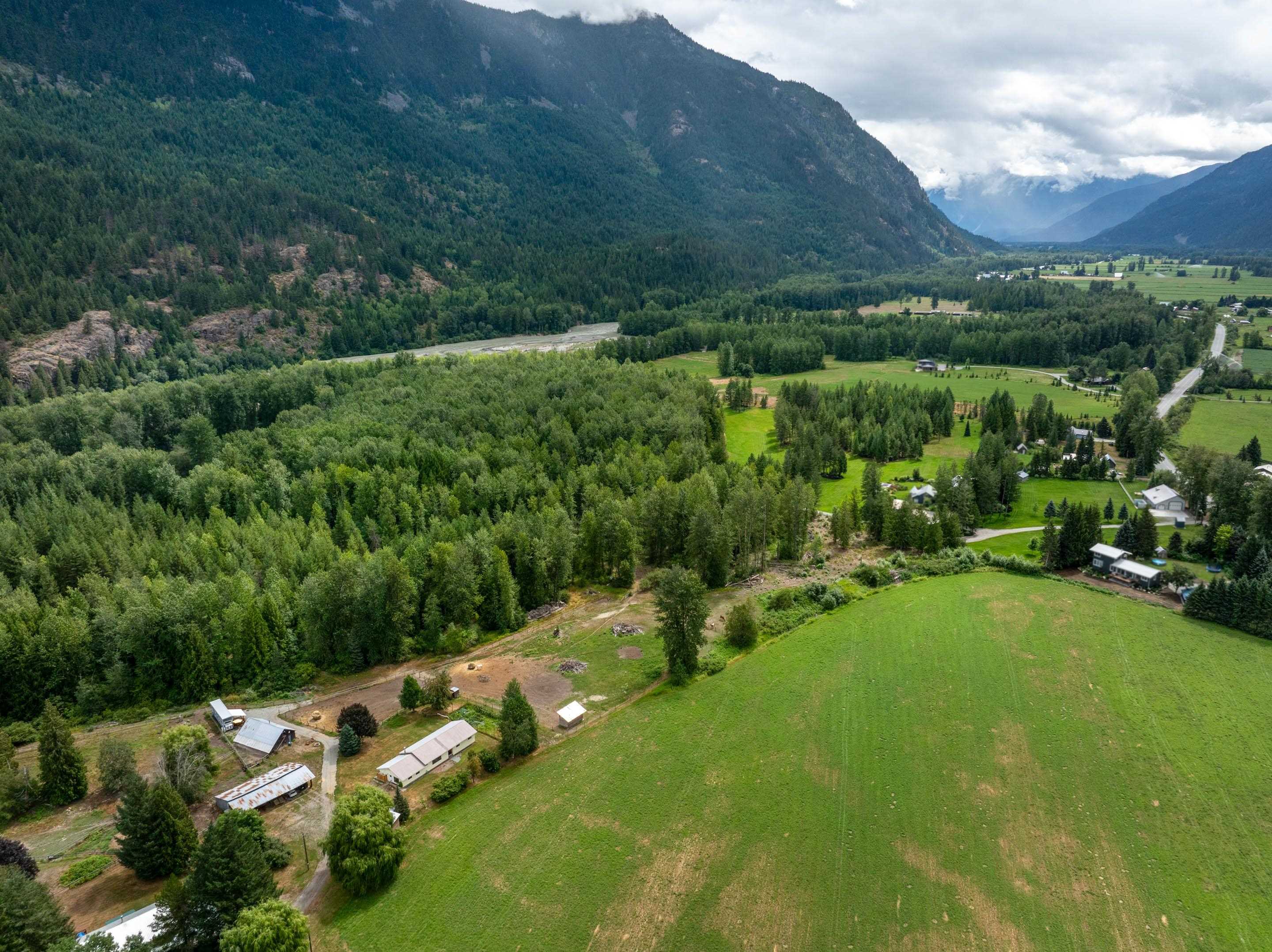 8988 Pemberton Meadows Road, Pemberton, BC V0N 2L2