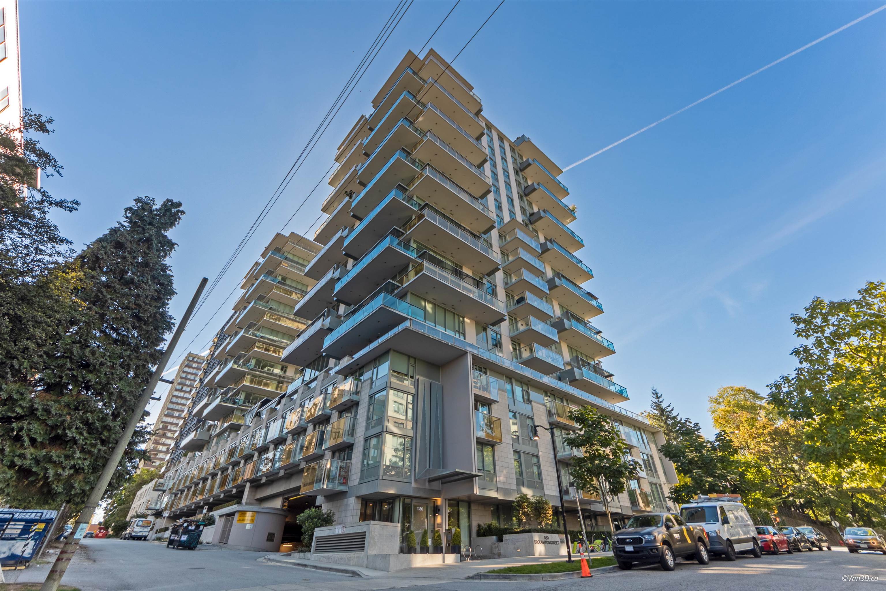 1180 Broughton Street #1604, Vancouver, BC V6G 2B1