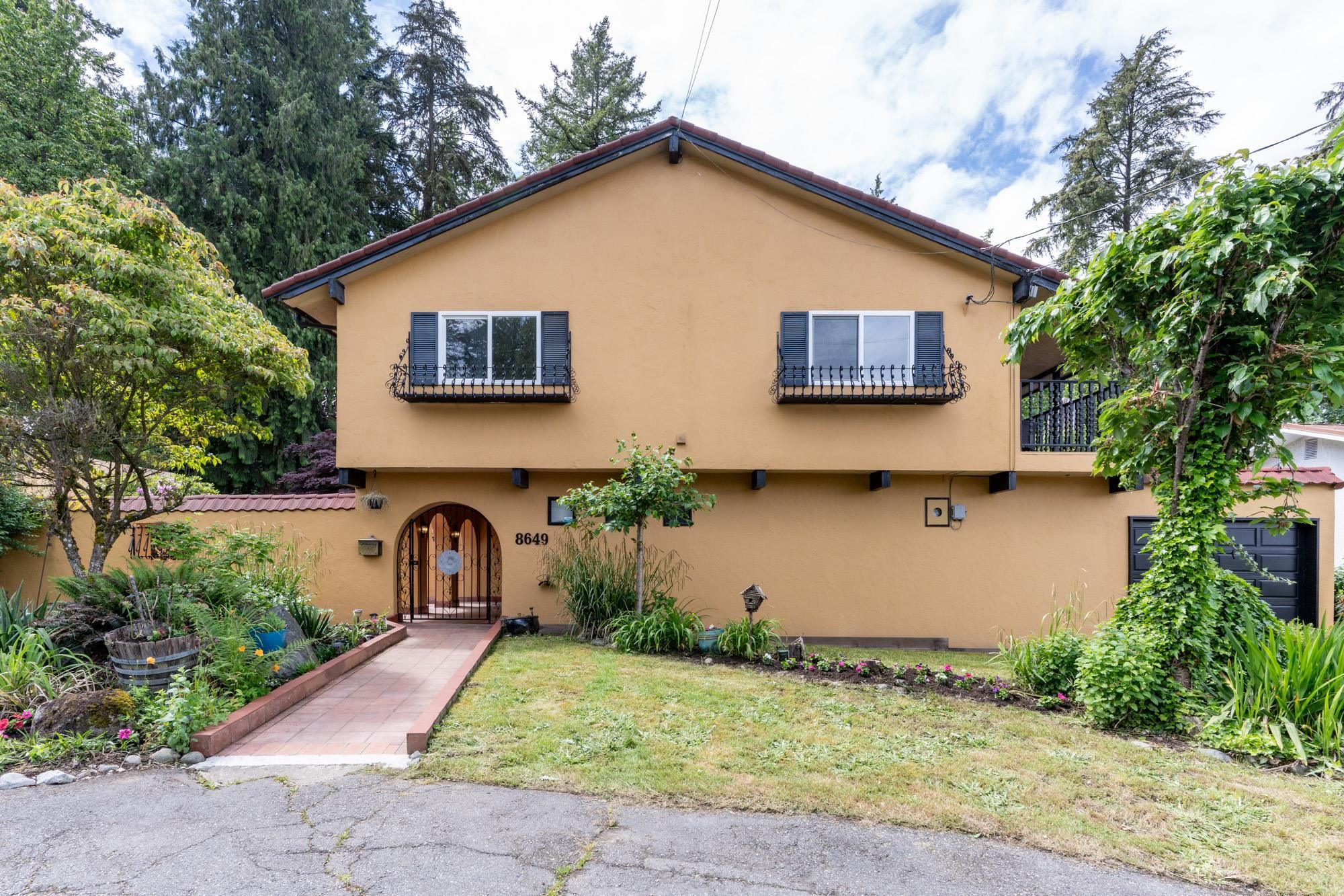 8649 Sunbury Place, Delta, BC V4C 3Y9
