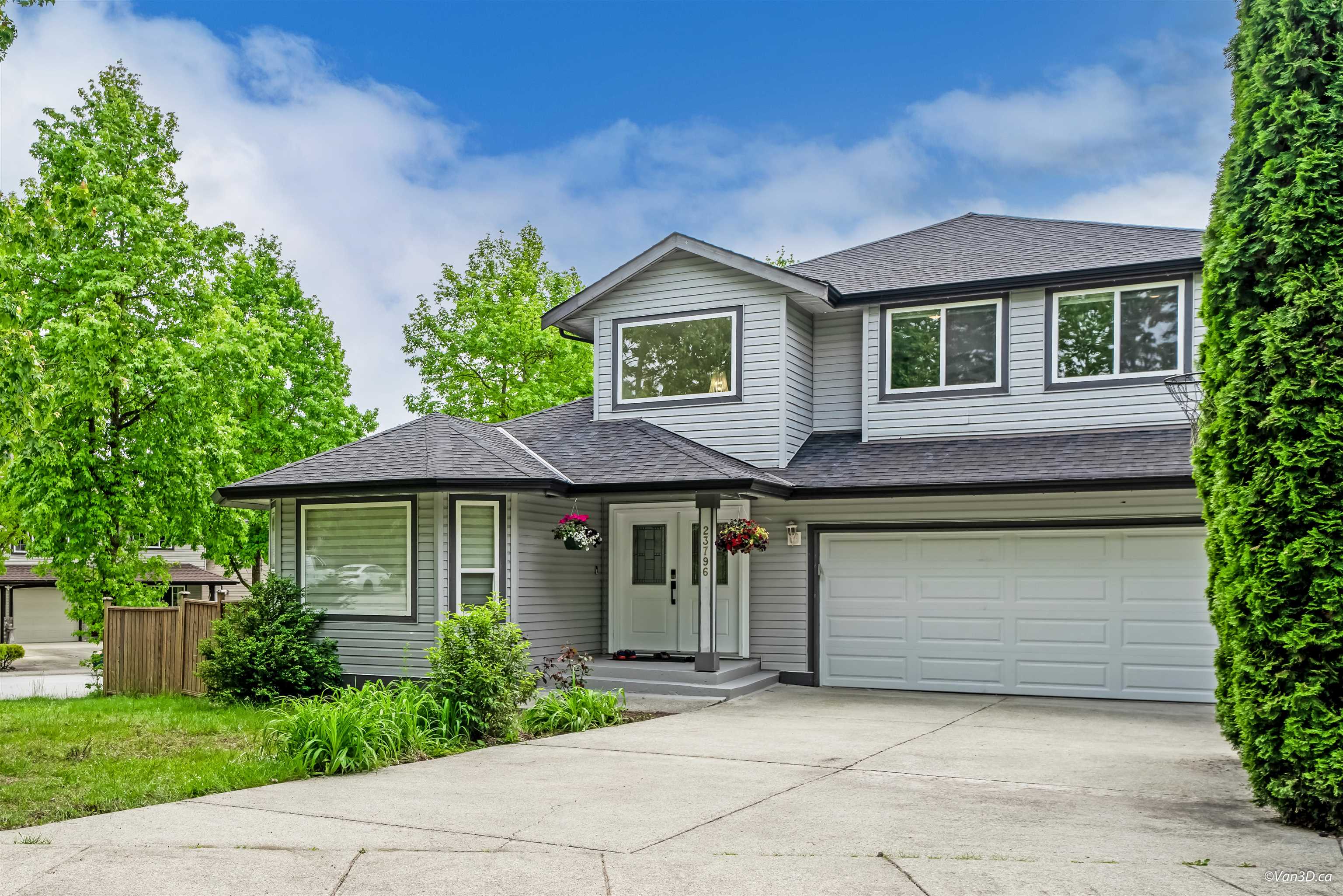 110b Avenue, Maple Ridge, BC V2W 1E6