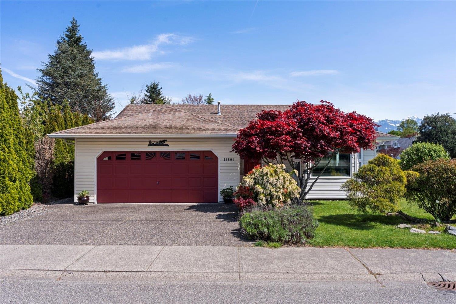 44801 Cumberland Avenue, Chilliwack, BC V2R 3H7
