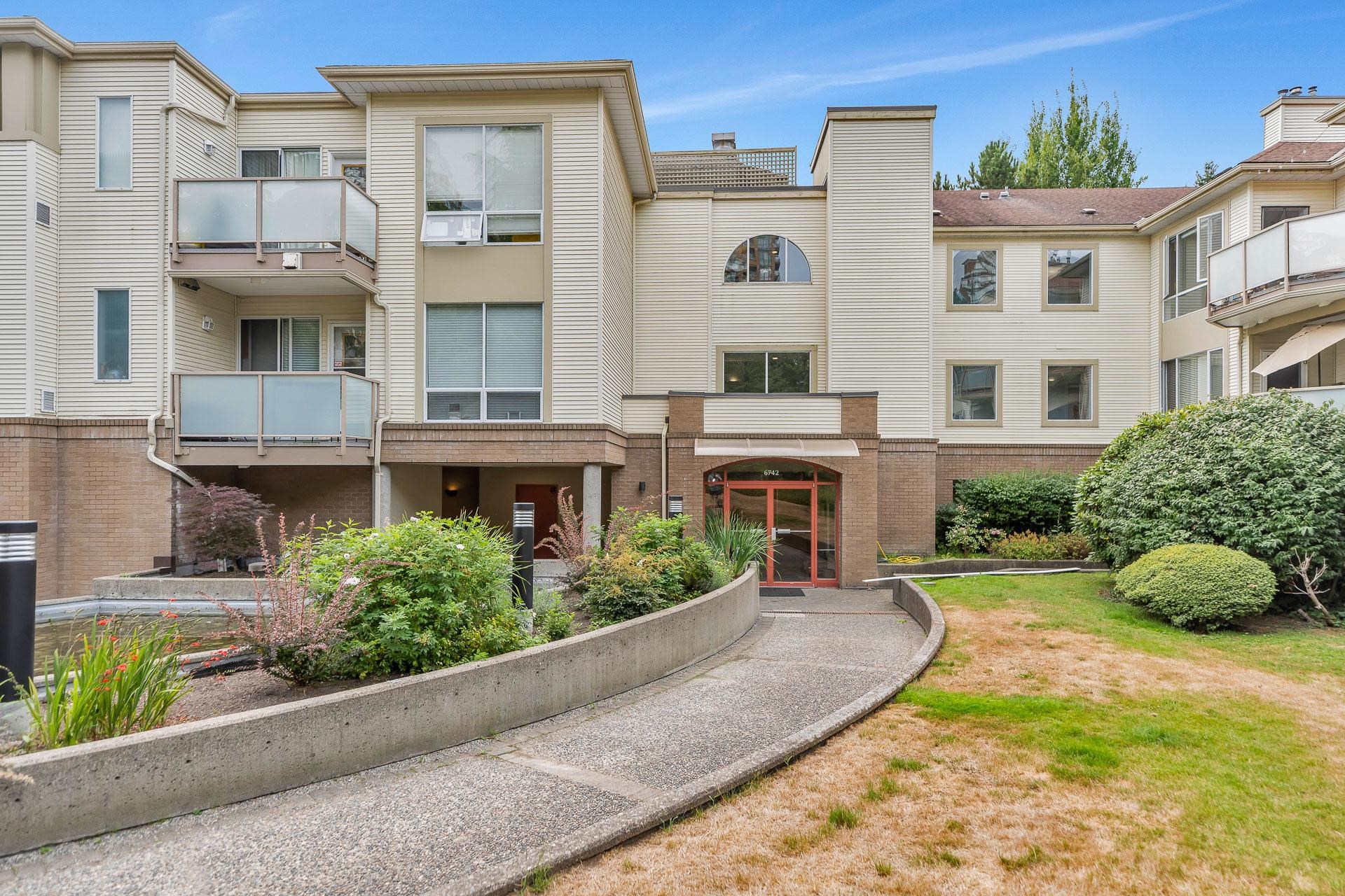 6742 Station Hill Court #105, Burnaby, BC V3N 4V2