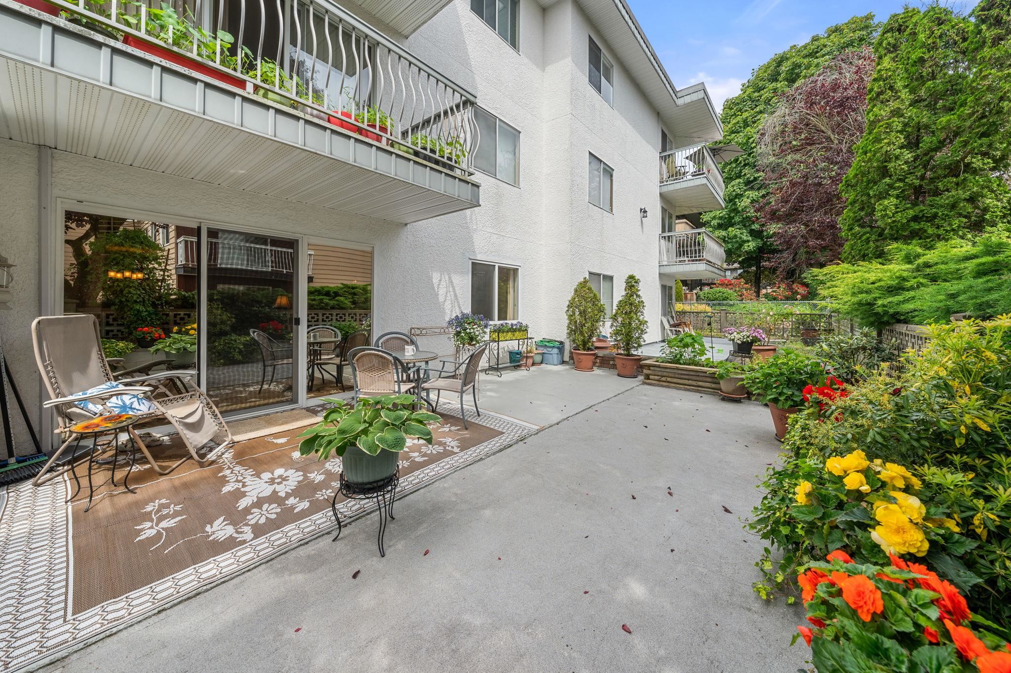 1520 Blackwood Street #105, White Rock, BC V4B 3V4