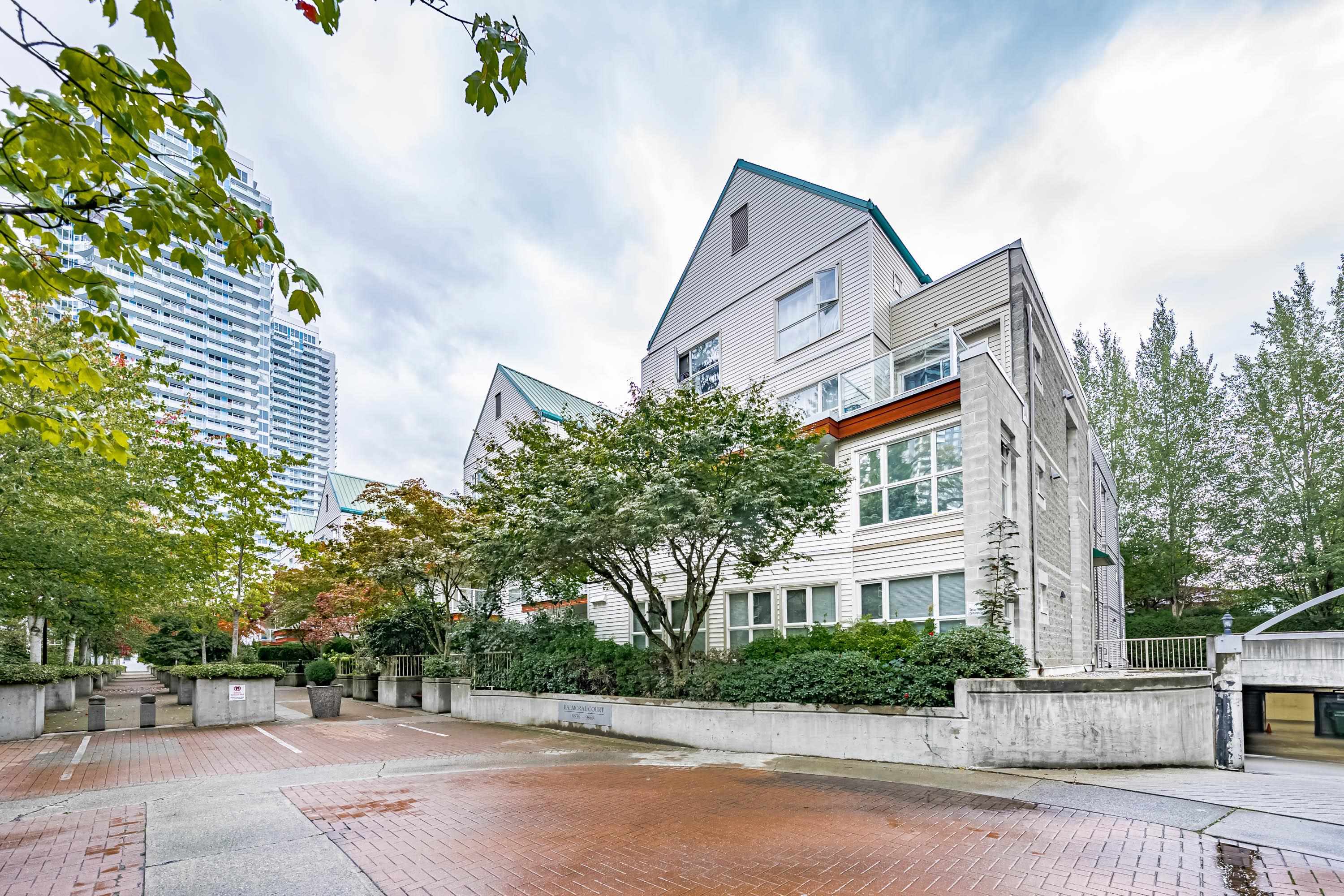 9838 Whalley Boulevard #d102, Surrey, BC V3T 5S8