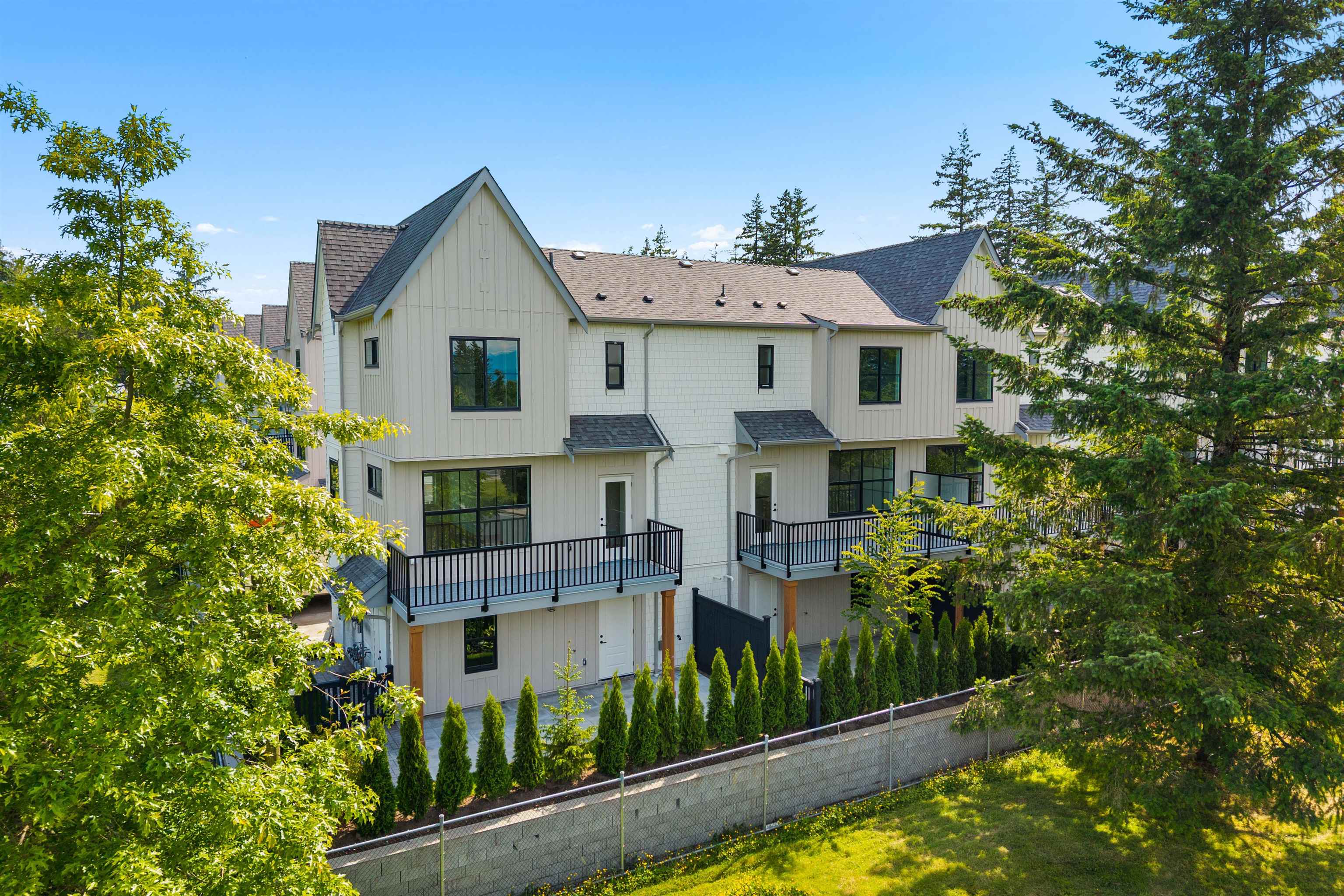 20329 80 Ave #30, Langley, BC V2Y 3Y7