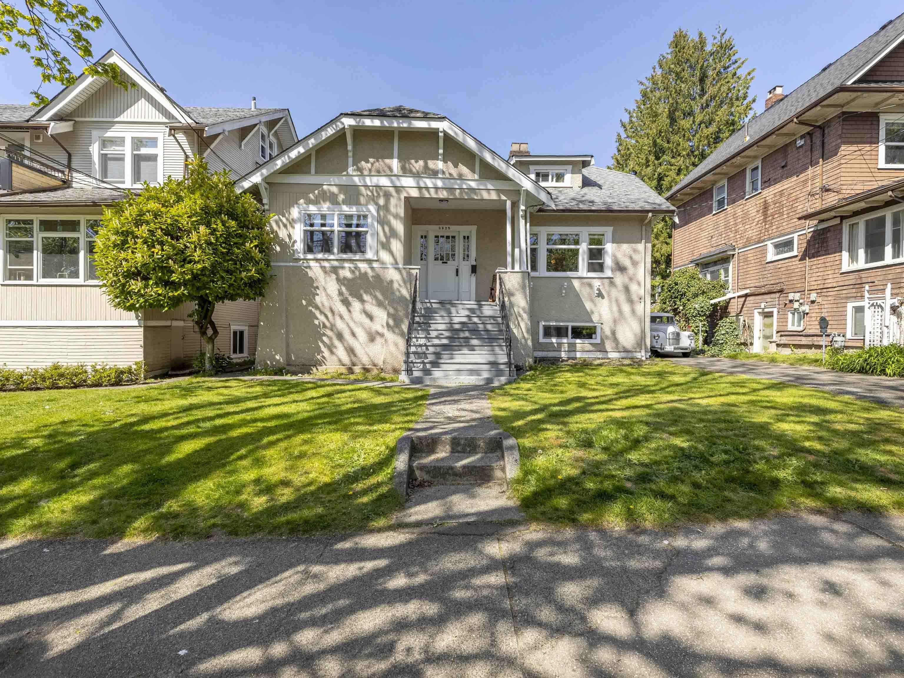 2325 West 8th Avenue, Vancouver, BC V6K 2A8