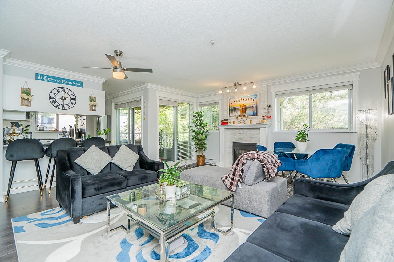 13727 74 Avenue #313, Surrey, BC V3W 0M7