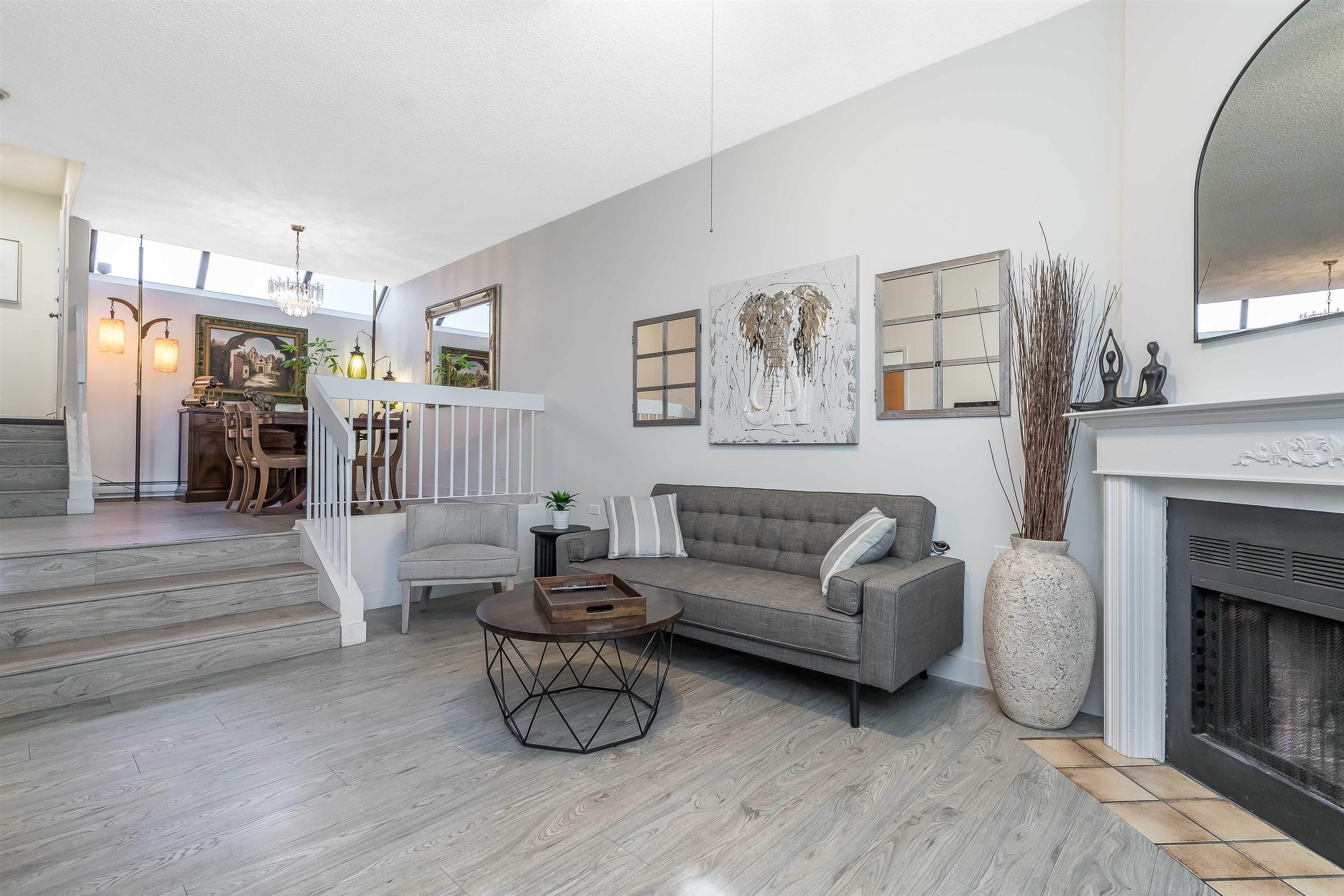 3448 Weymoor Place, Vancouver, BC V5S 4G5