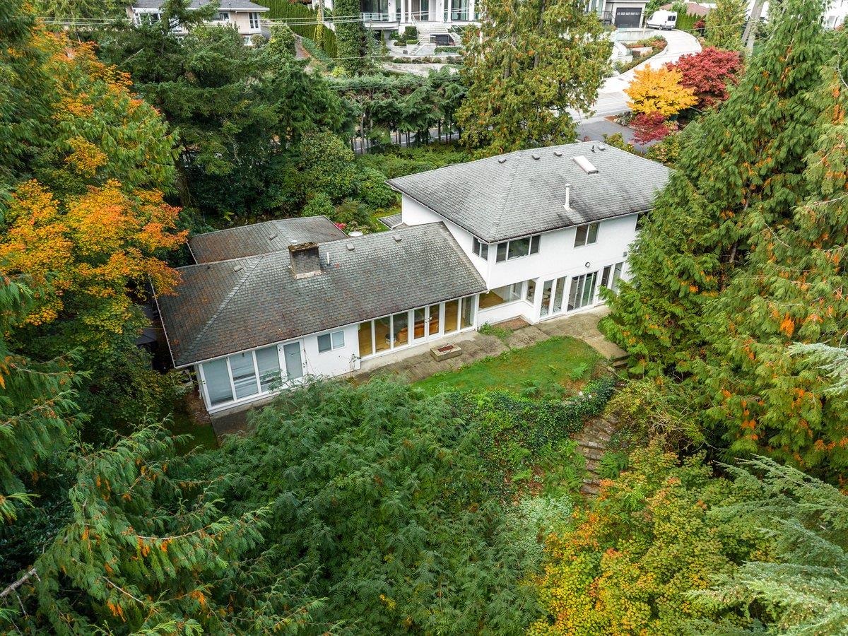 186 Stevens Drive, West Vancouver, BC V7S 1C4