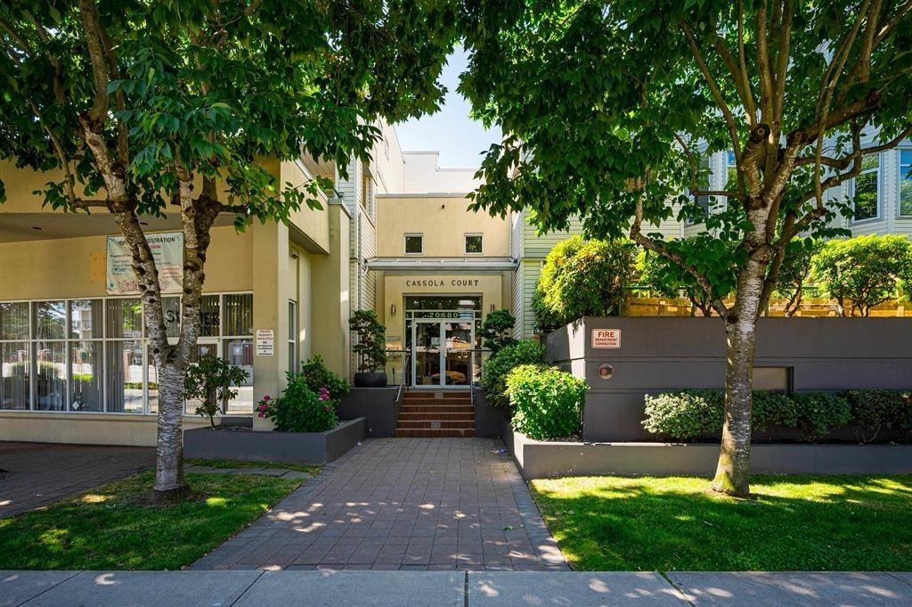 20680 56 Avenue #307, Langley, BC V3A 3Z1