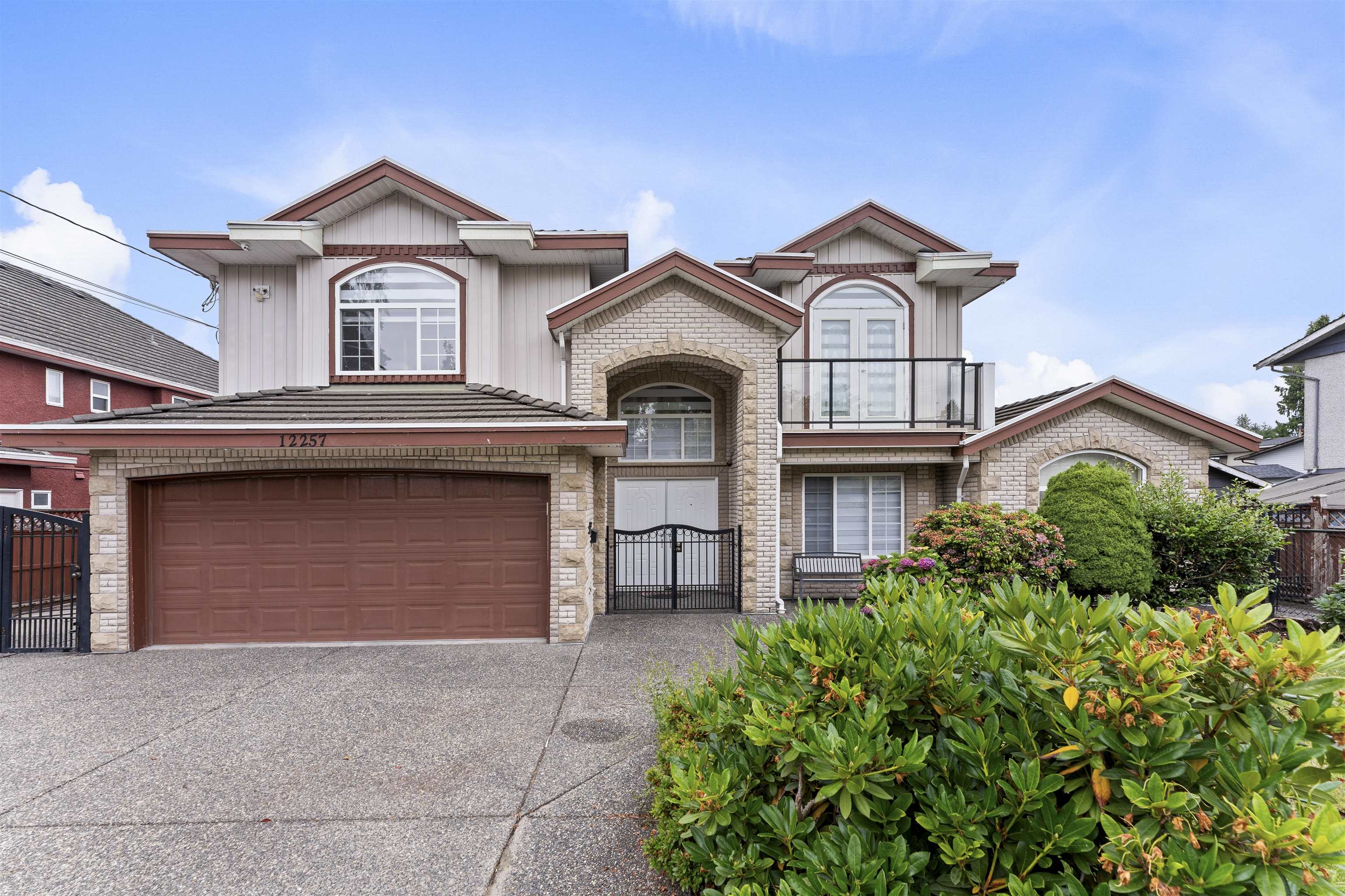97th Avenue, Surrey, BC V3V 2C8