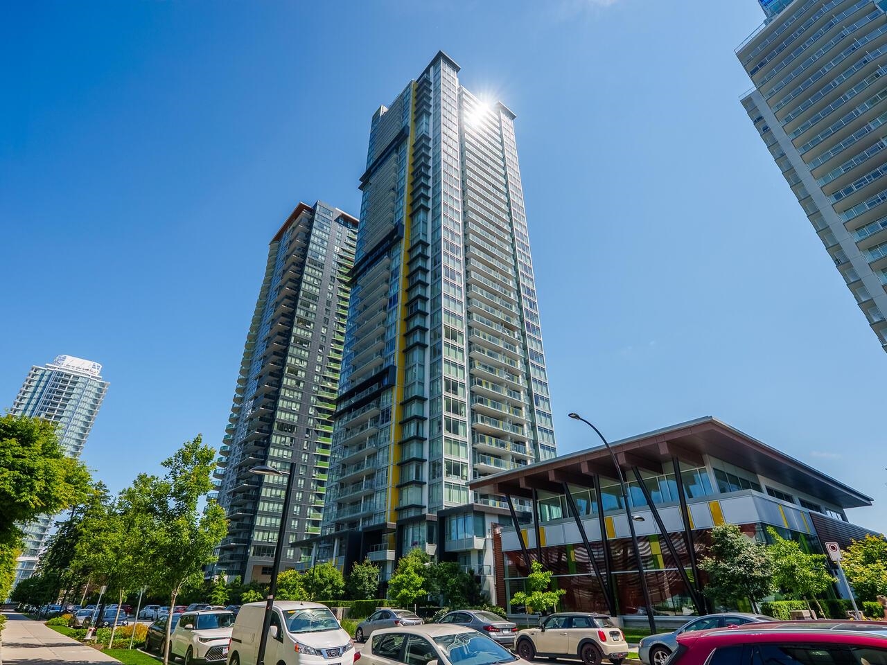 6700 Dunblane Avenue #2708, Burnaby, BC V5H 0J3