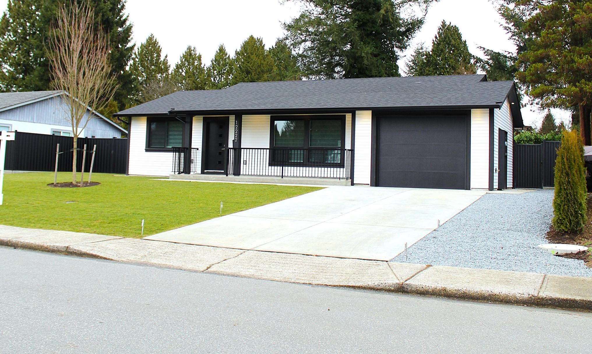 211 Street, Maple Ridge, BC V2X 8C9