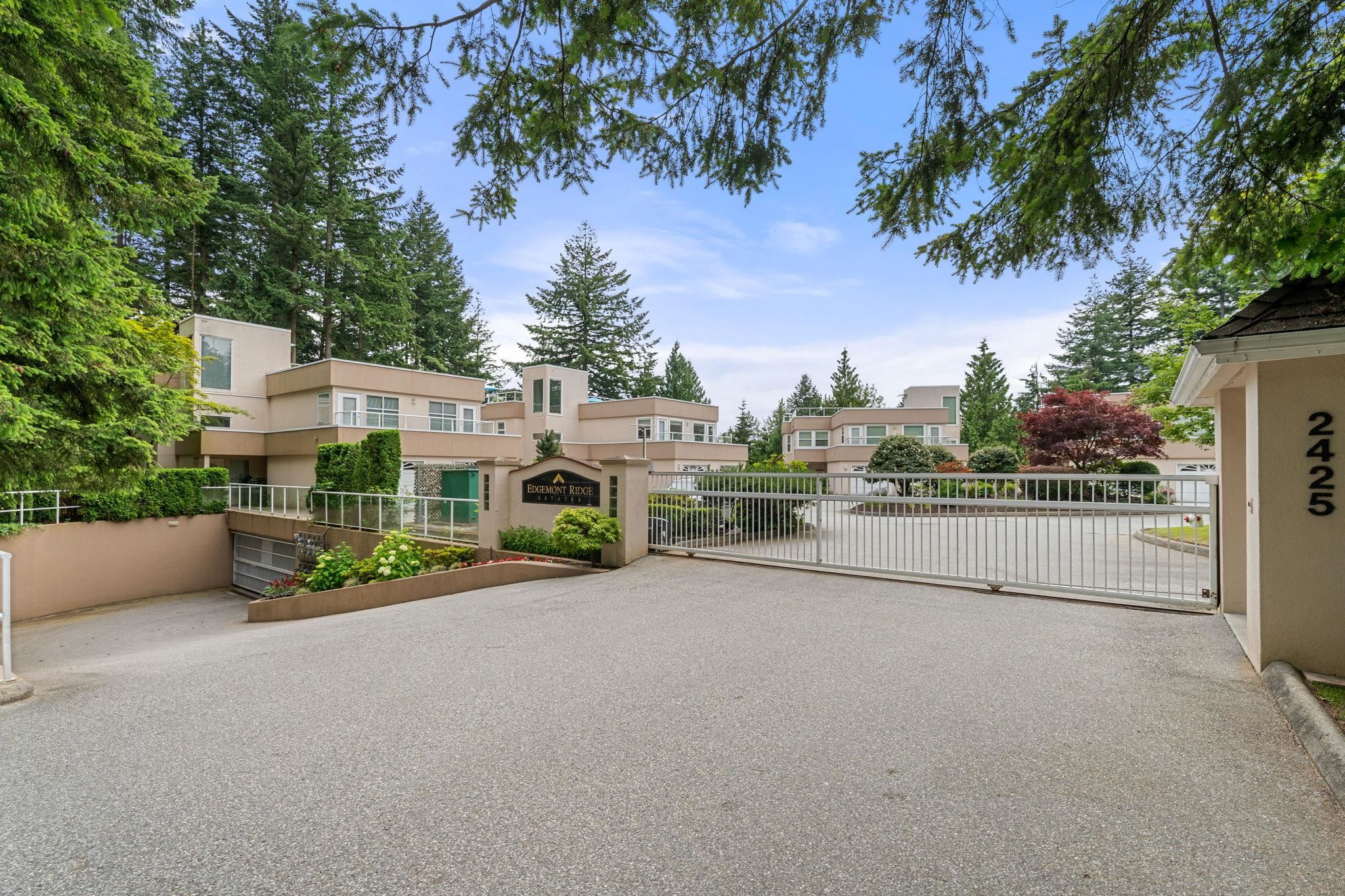 2425 Edgemont Boulevard #13, North Vancouver, BC V7P 2L2