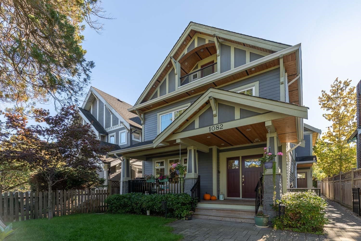 1082 East 10th Avenue, Vancouver, BC V5T 2B5