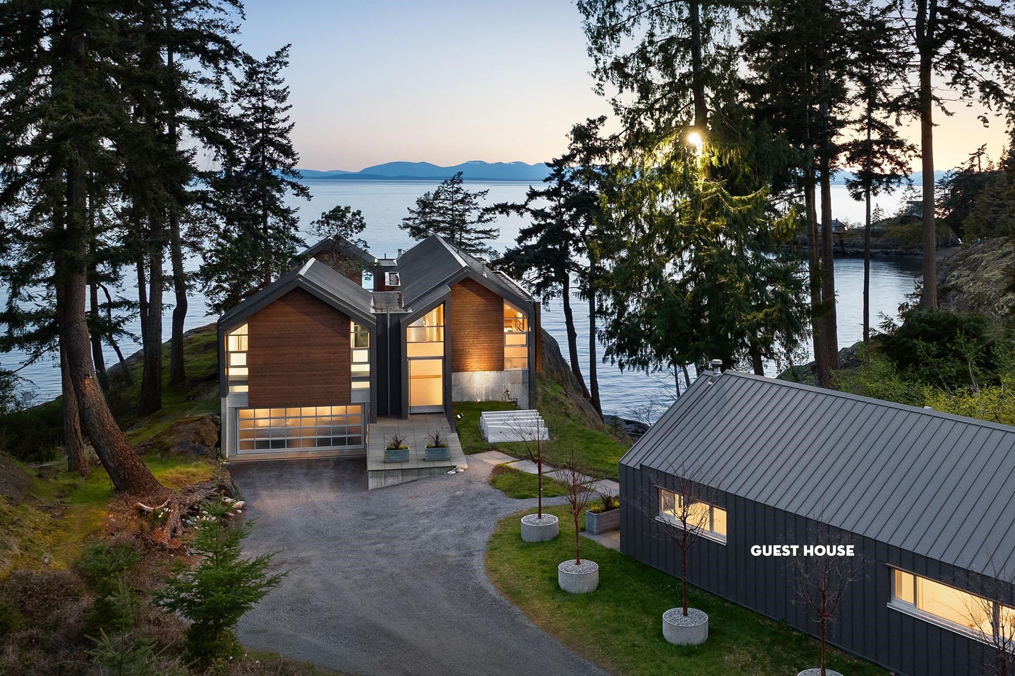 931 Ocean Park Lane, Bowen Island, BC V0N 1G2