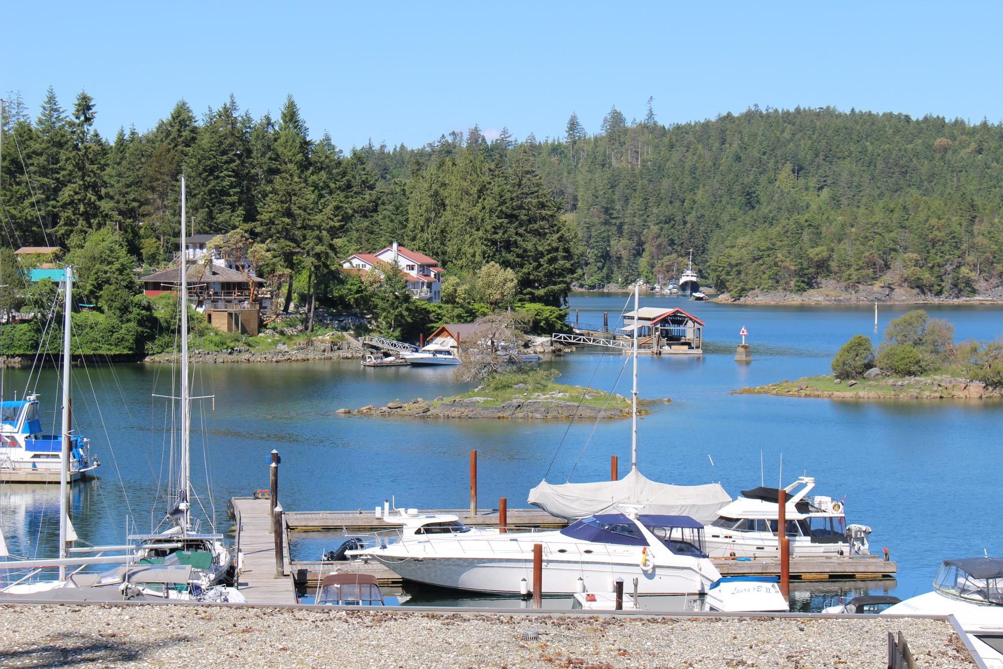 12849 Lagoon Rd #18d, Madeira Park, BC V0N 2H0