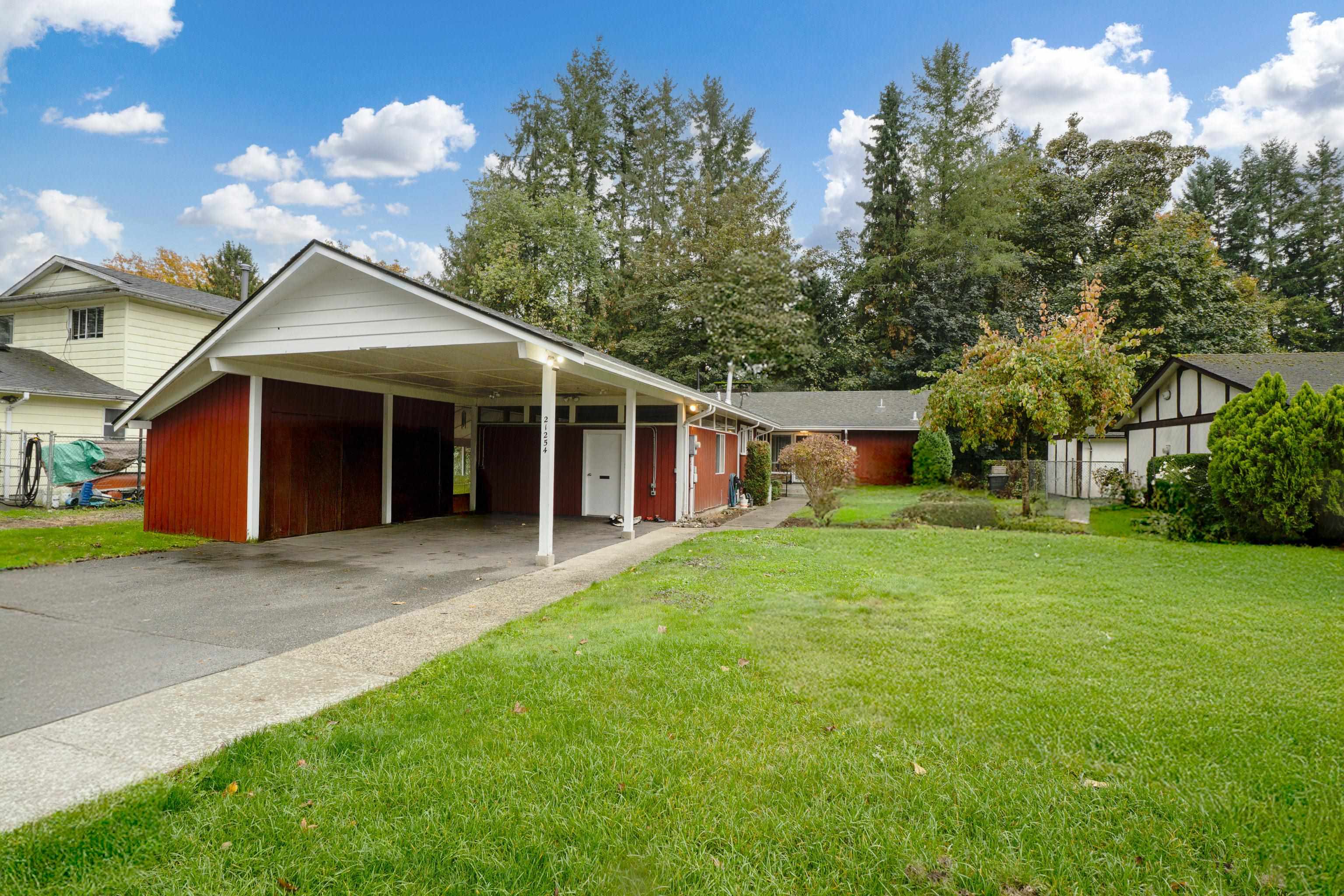 117 Avenue, Maple Ridge, BC V2X 2H4