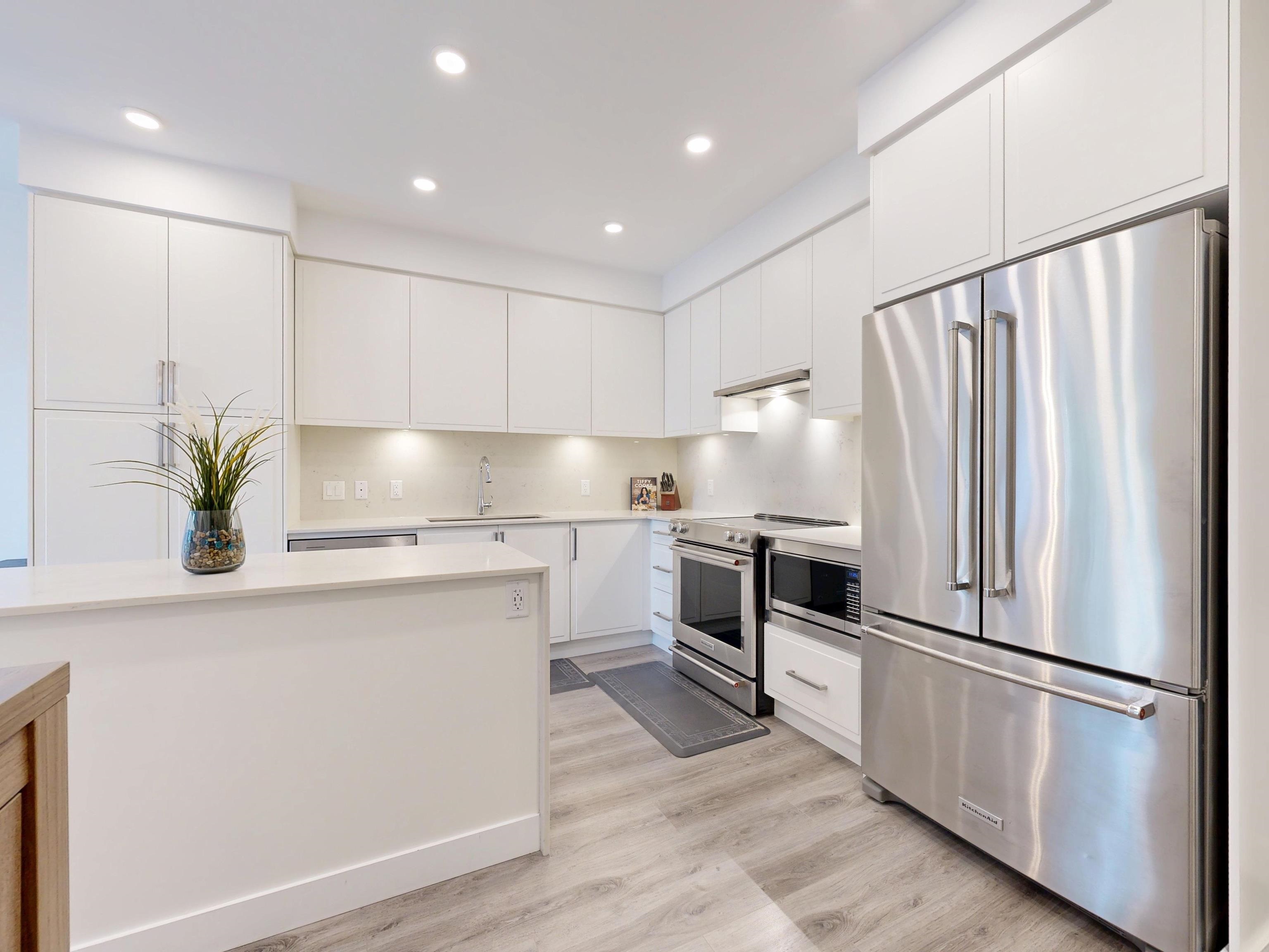700 Clarke Road #513, Coquitlam, BC V3J 0K5
