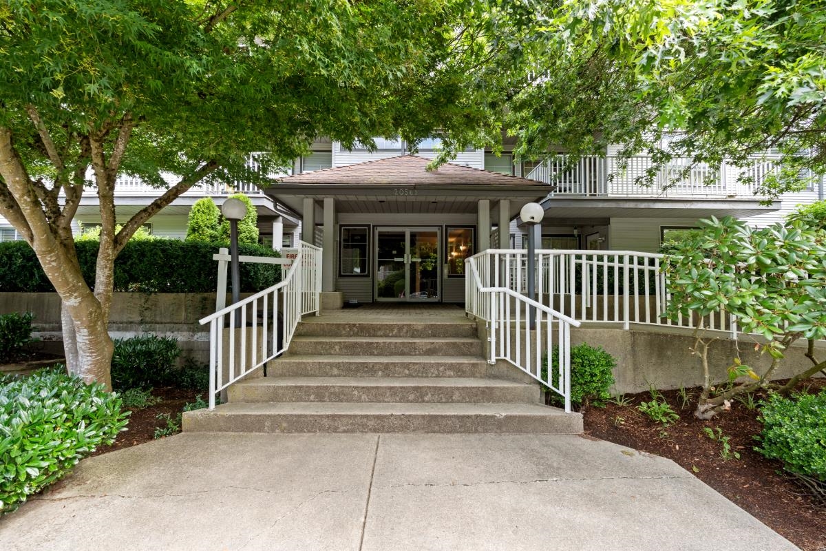 20561 113 Avenue #108, Maple Ridge, BC V2X 1E2