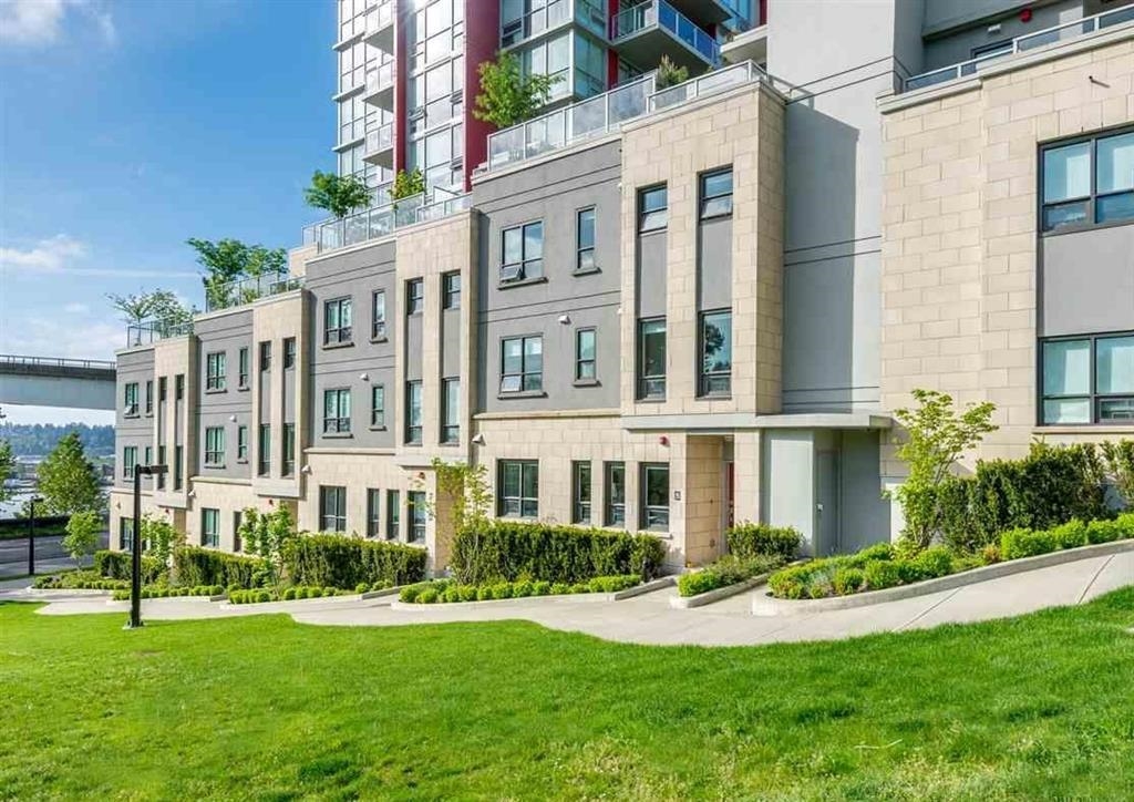 125 Columbia Street #th3, New Westminster, BC V3L 0G8