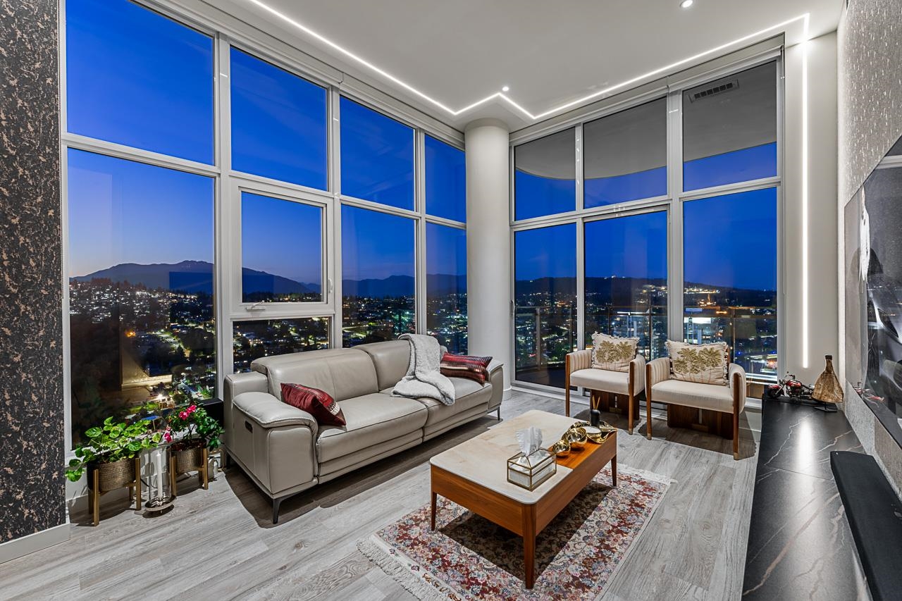 5333 Goring Street #3101, Burnaby, BC V5B 0B6