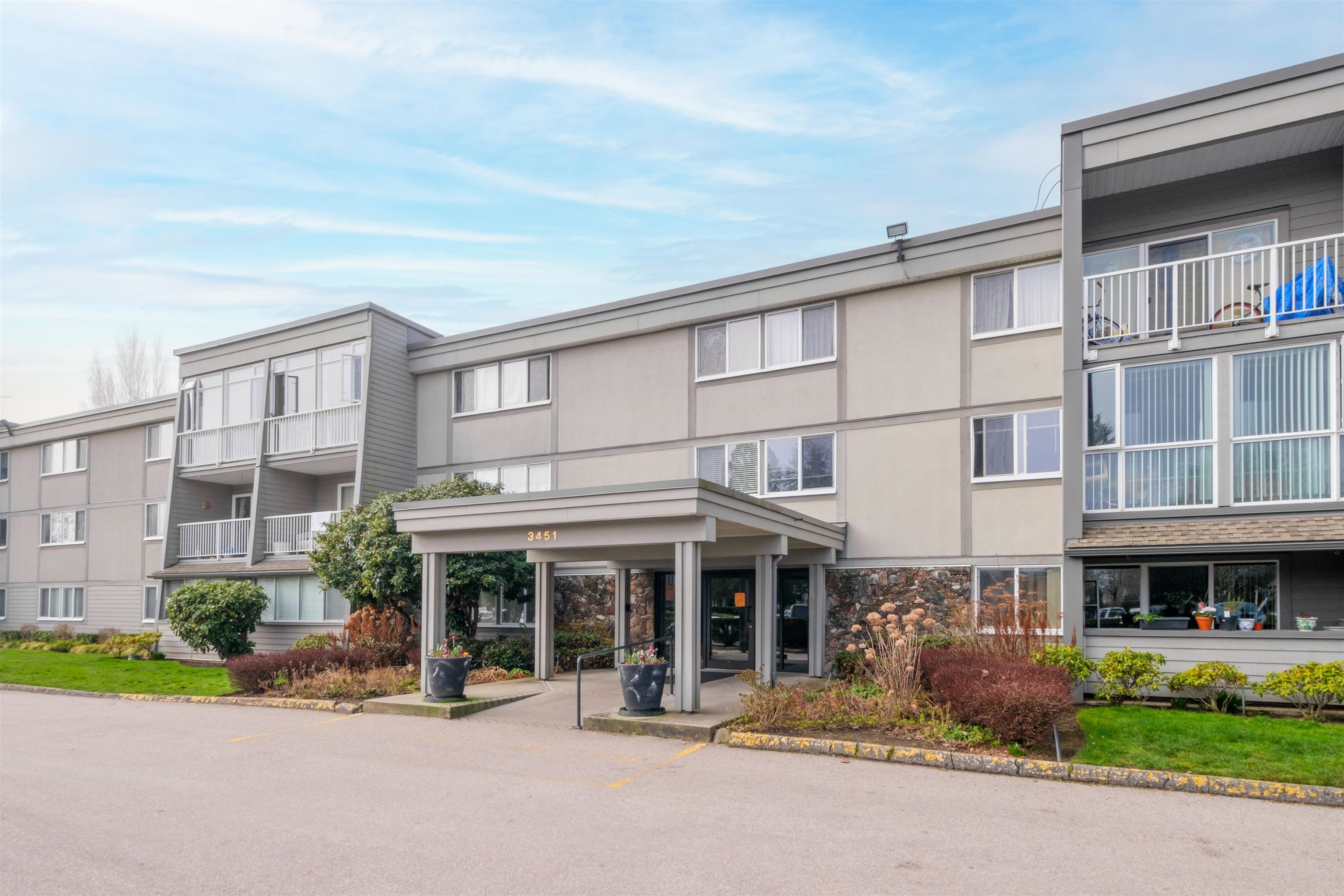 3451 Springfield Drive #228, Richmond, BC V7E 1Z2