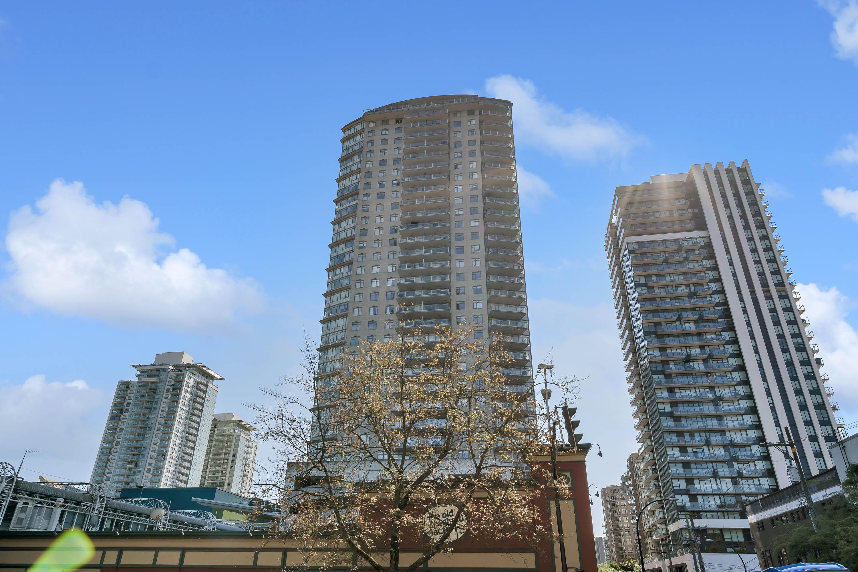 888 Carnarvon Street #3601, New Westminster, BC V3M 0C6