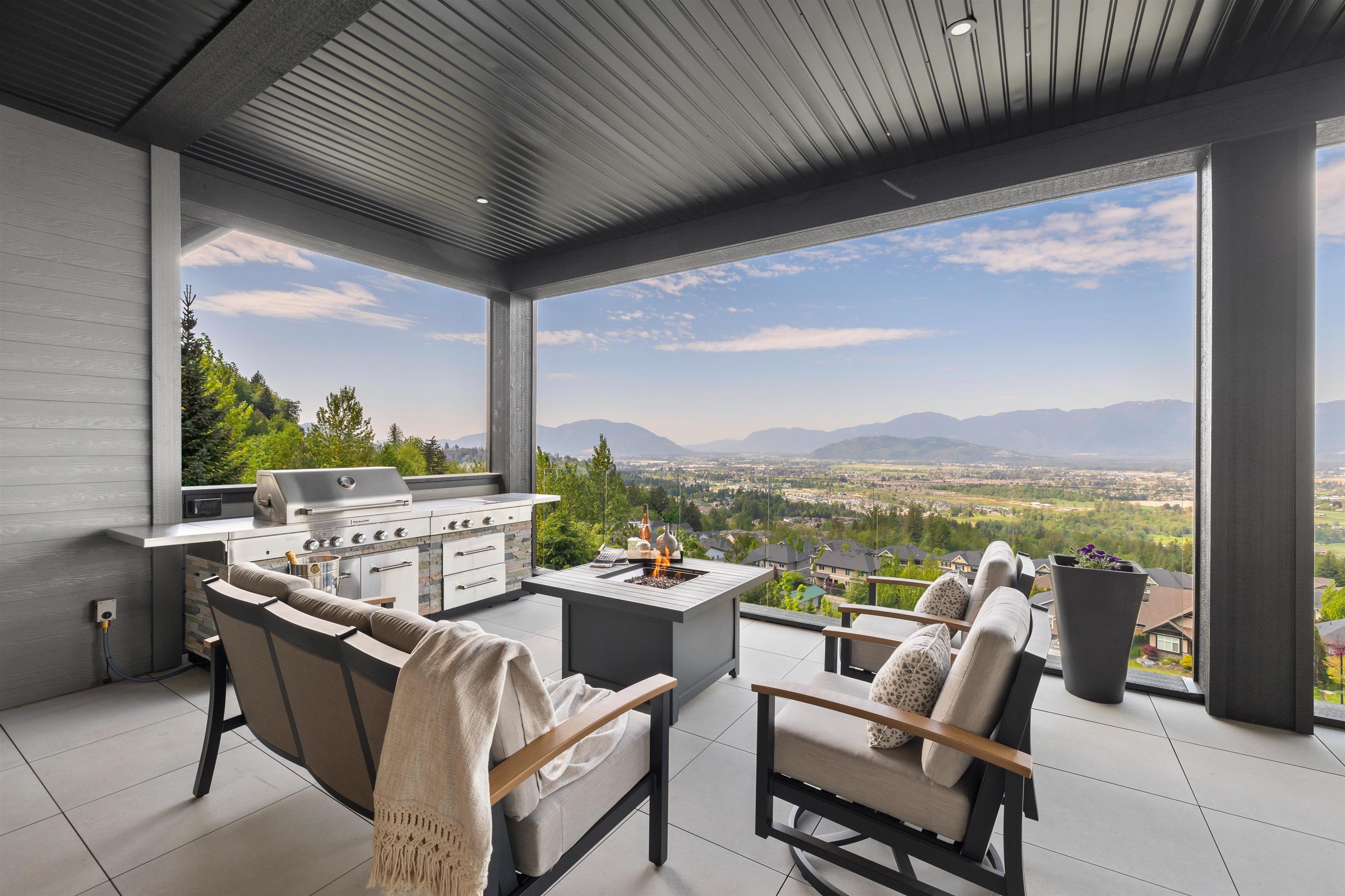 5487 Maclachlan Place, Chilliwack, BC V2R 0P3
