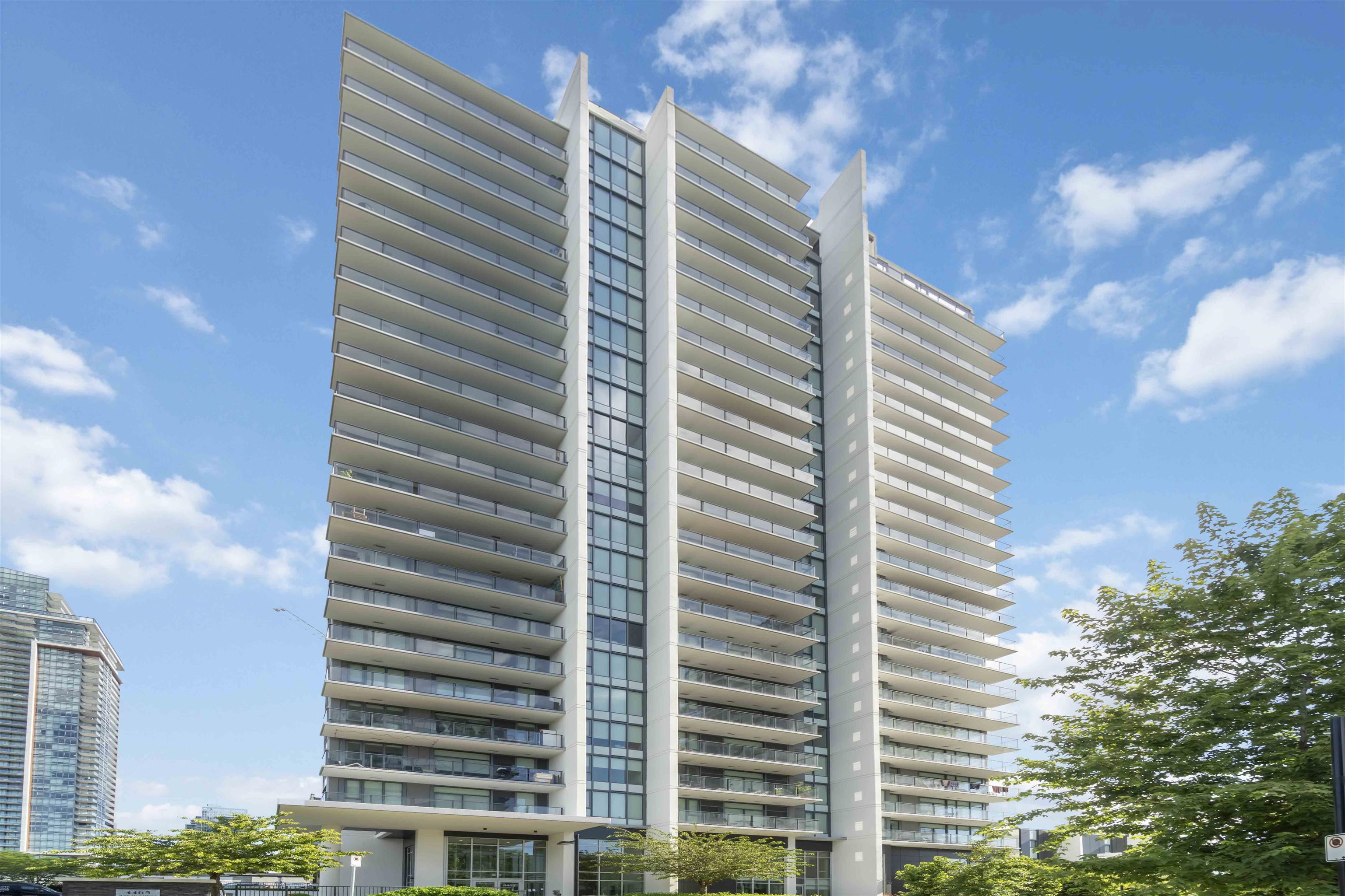 4465 Juneau Street #1305, Burnaby, BC V5C 0L8