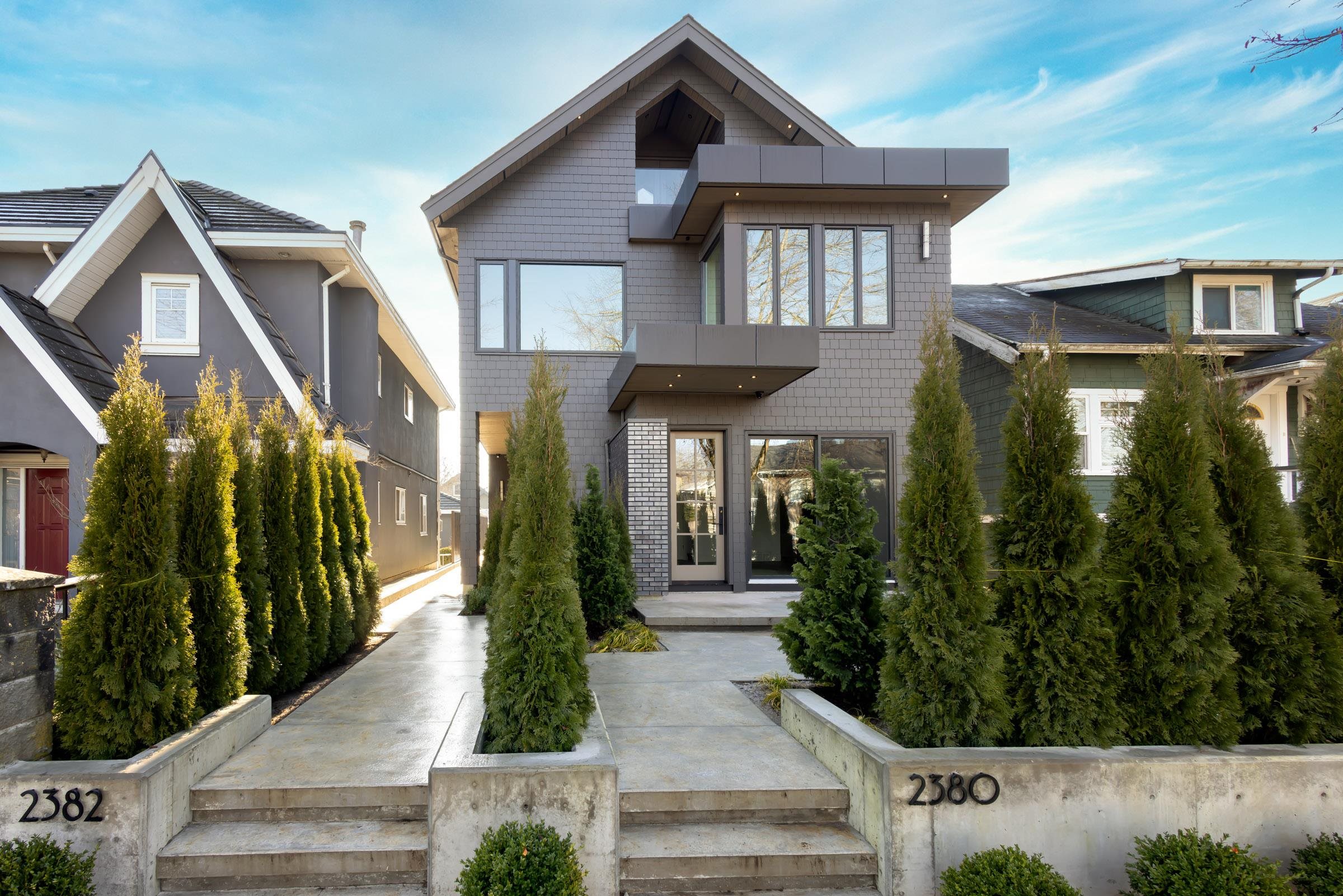 2382 East 5th Avenue, Vancouver, BC V5N 1N1