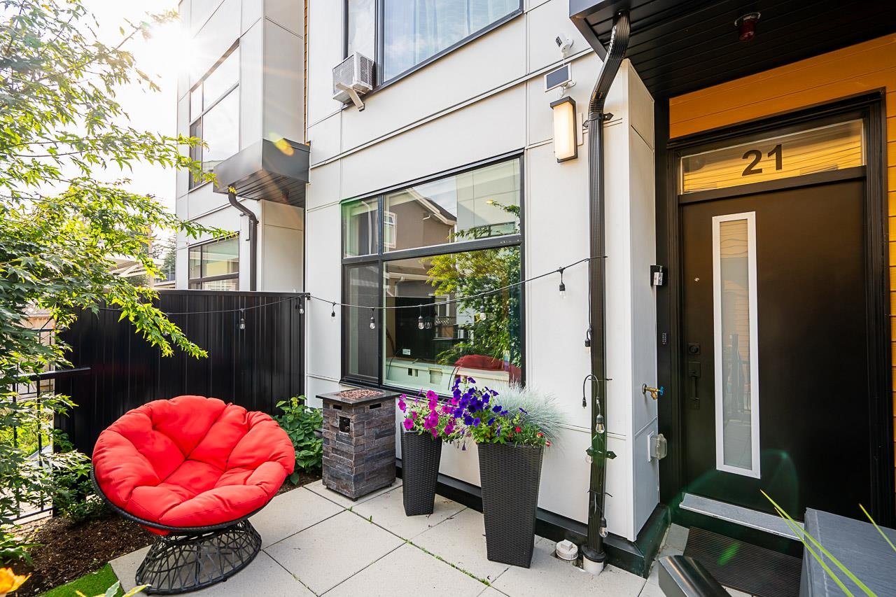 1211 8th Avenue #21, New Westminster, BC V3M 2R8