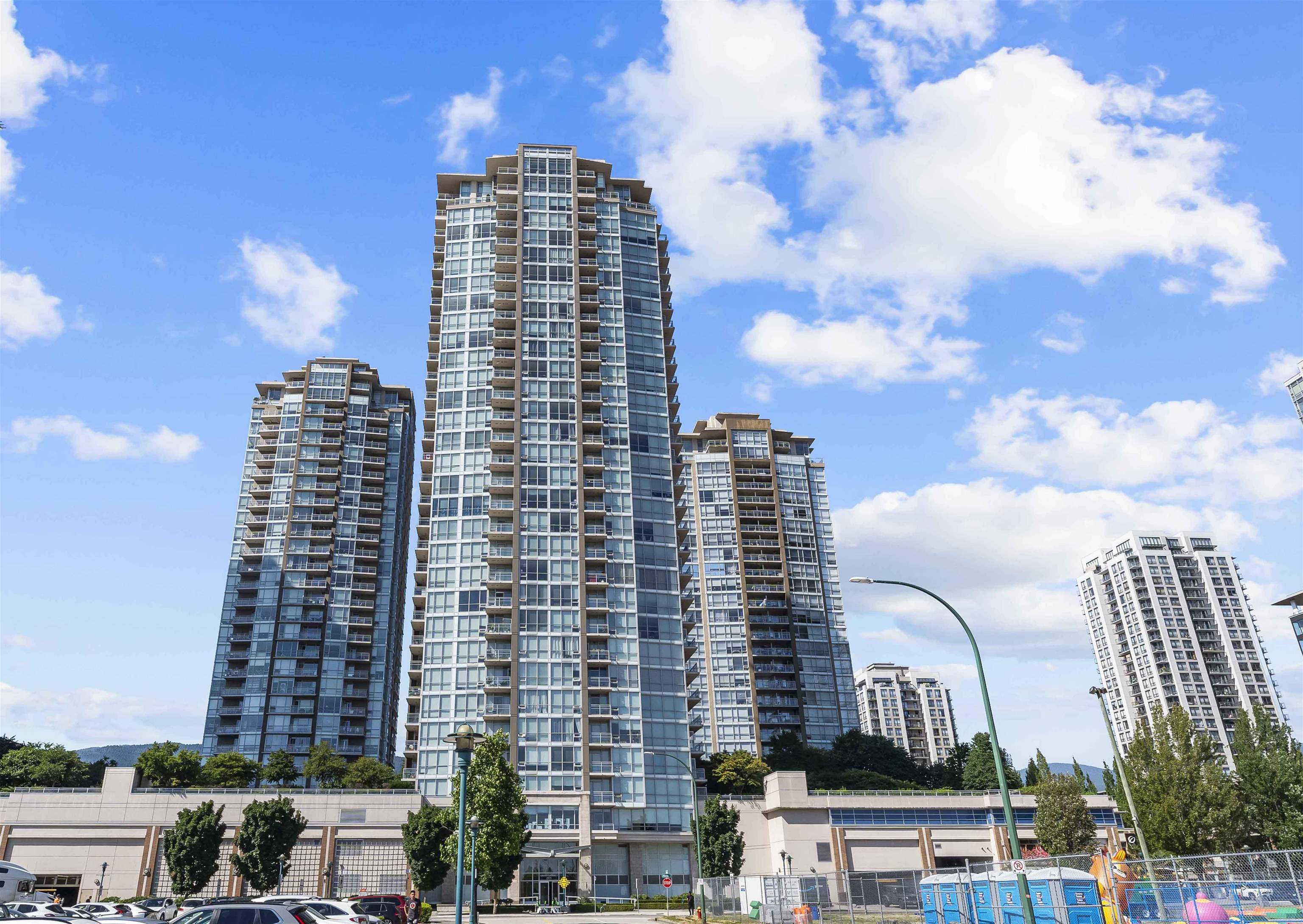 2975 Atlantic Avenue #2506, Coquitlam, BC V3B 0C5