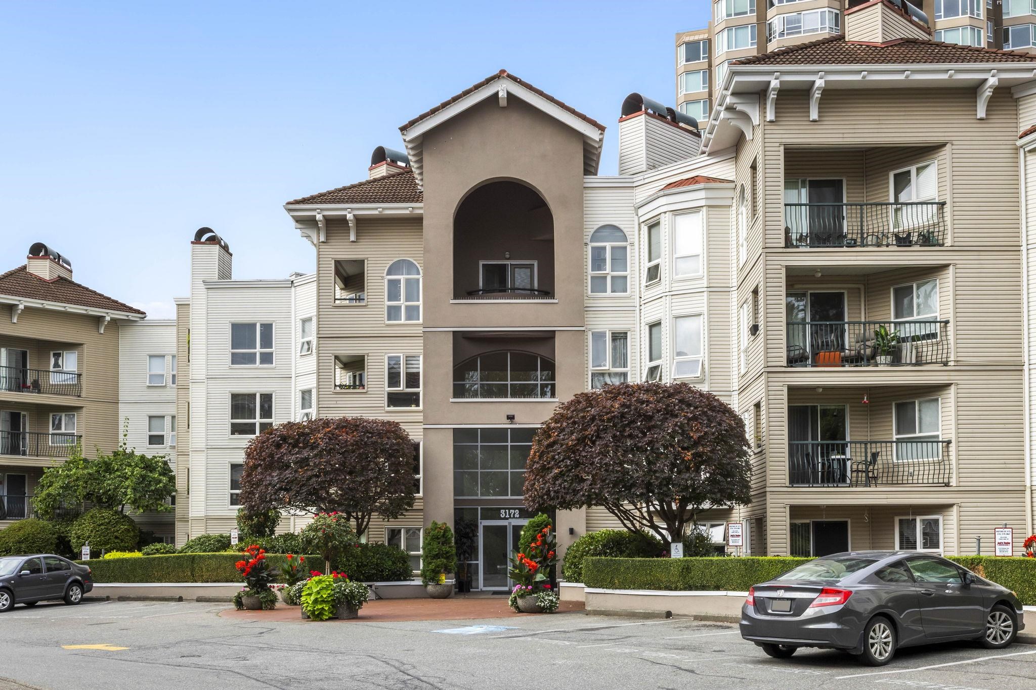 3172 Gladwin Road #201, Abbotsford, BC V2T 5T3
