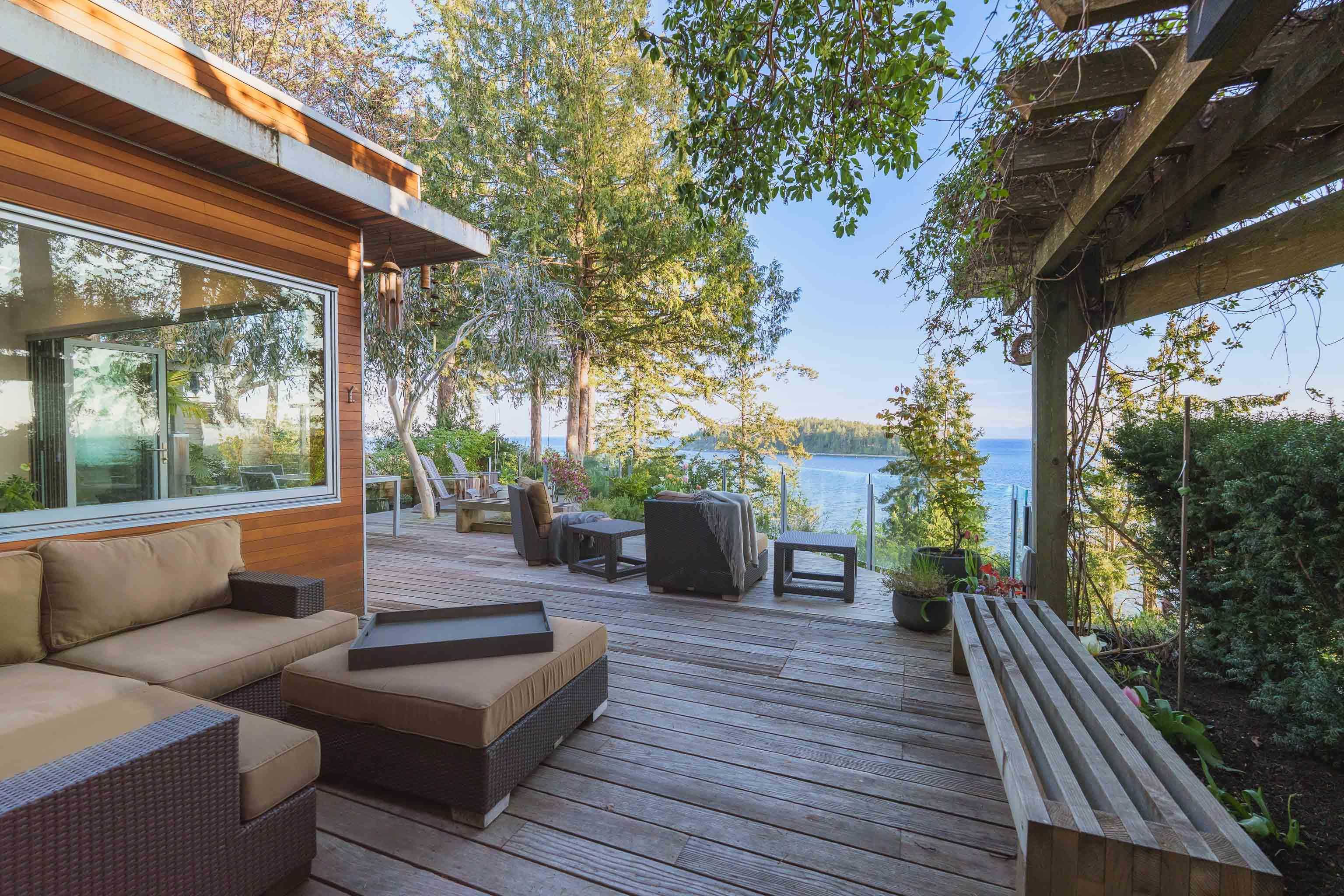 6329 Sunshine Coast Hwy, Sechelt, BC V7Z 0M3