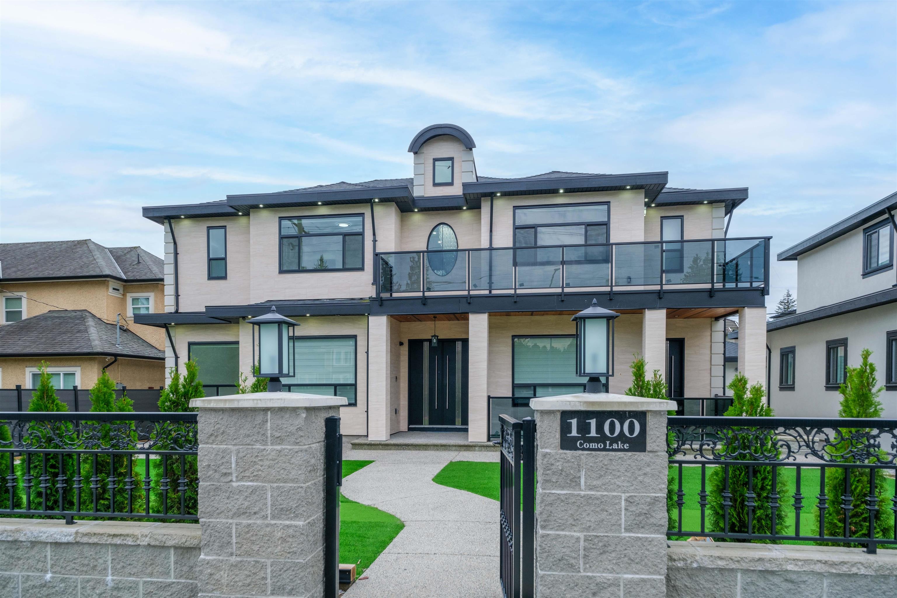 1100 Como Lake Avenue, Coquitlam, BC V3J 3N8