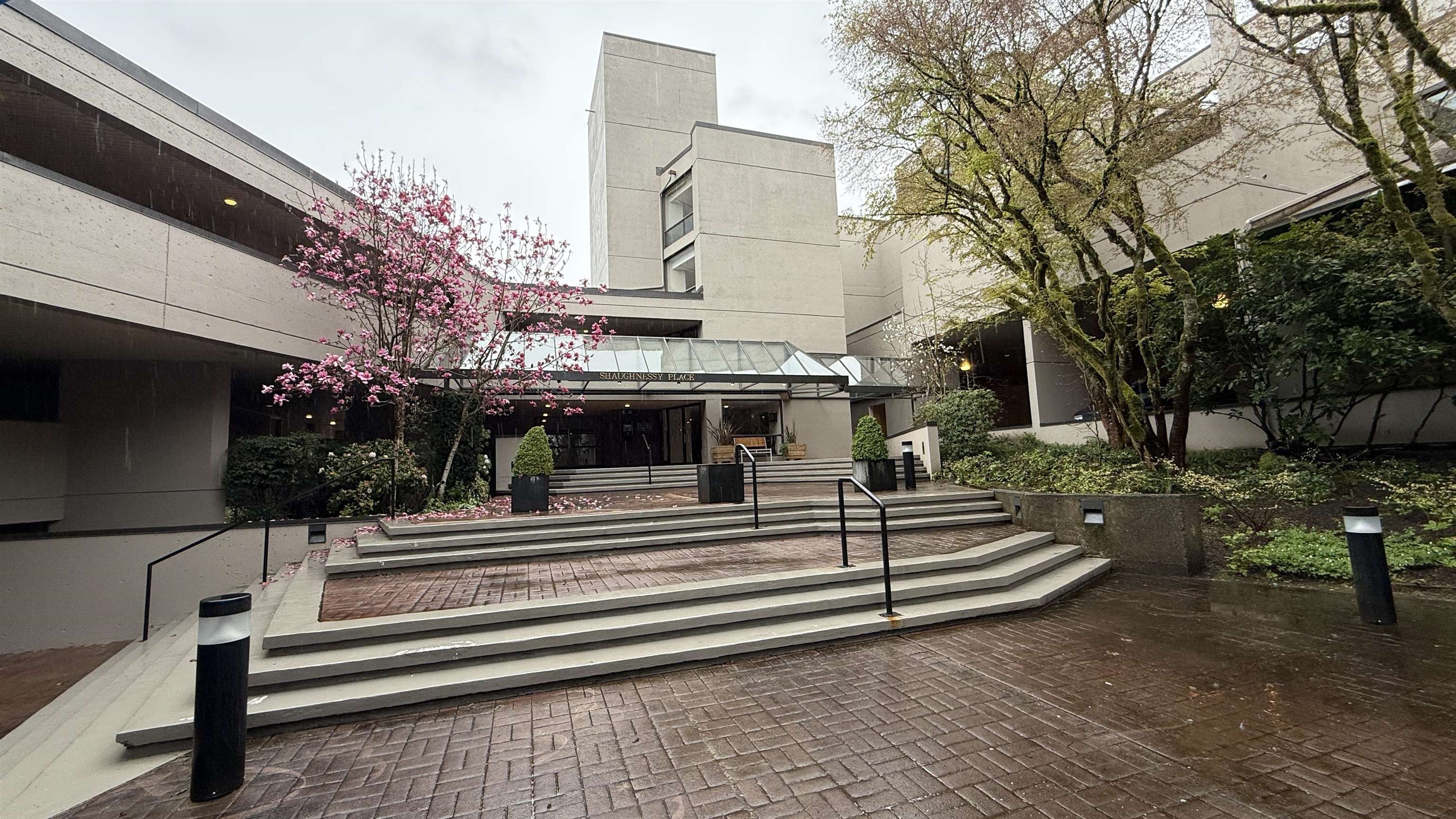 4900 Cartier Street #512, Vancouver, BC V6M 4H2