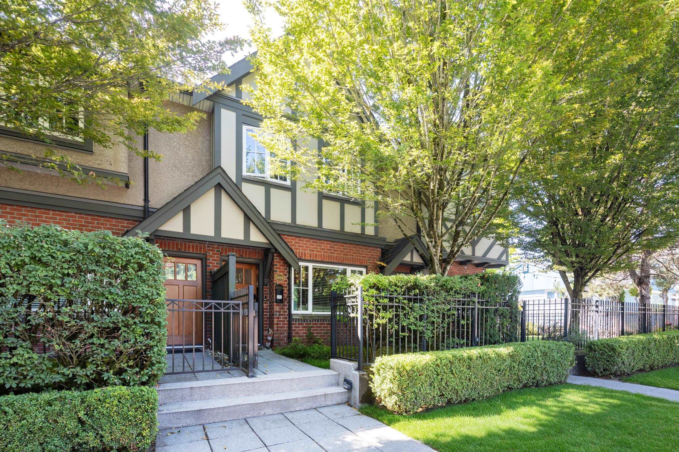1016 West 45th Avenue, Vancouver, BC V6M 2G6