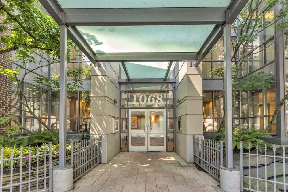 1068 Hornby Street #305, Vancouver, BC V6Z 2Y7