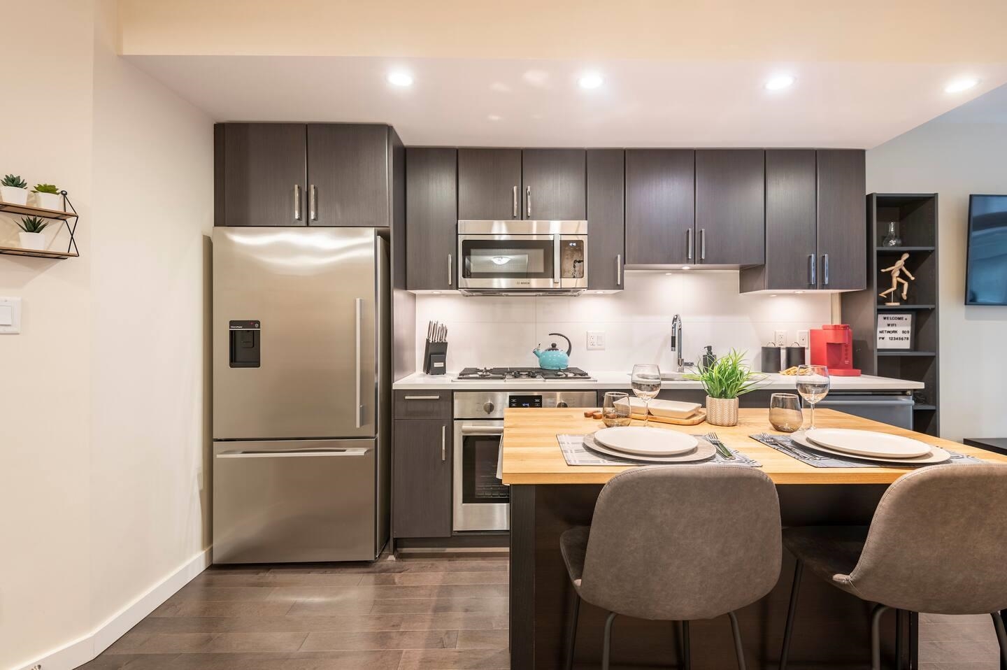 88 West 1st Avenue #509, Vancouver, BC V5Y 0K2