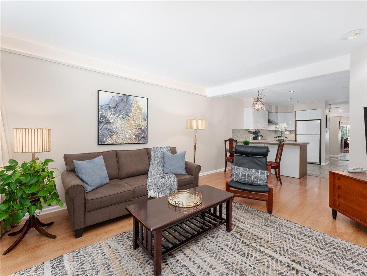 1274 Barclay Street #304, Vancouver, BC V6E 1H3