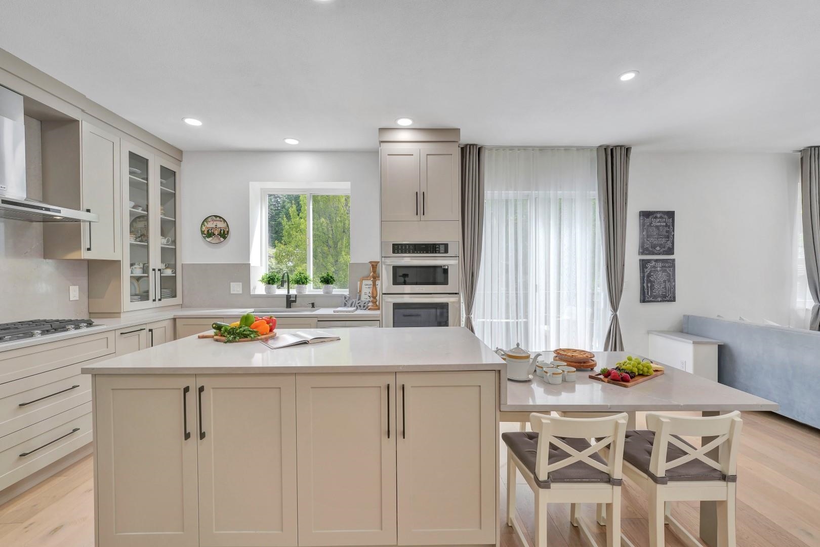 2501 Mica Place, Coquitlam, BC V3E 3K7