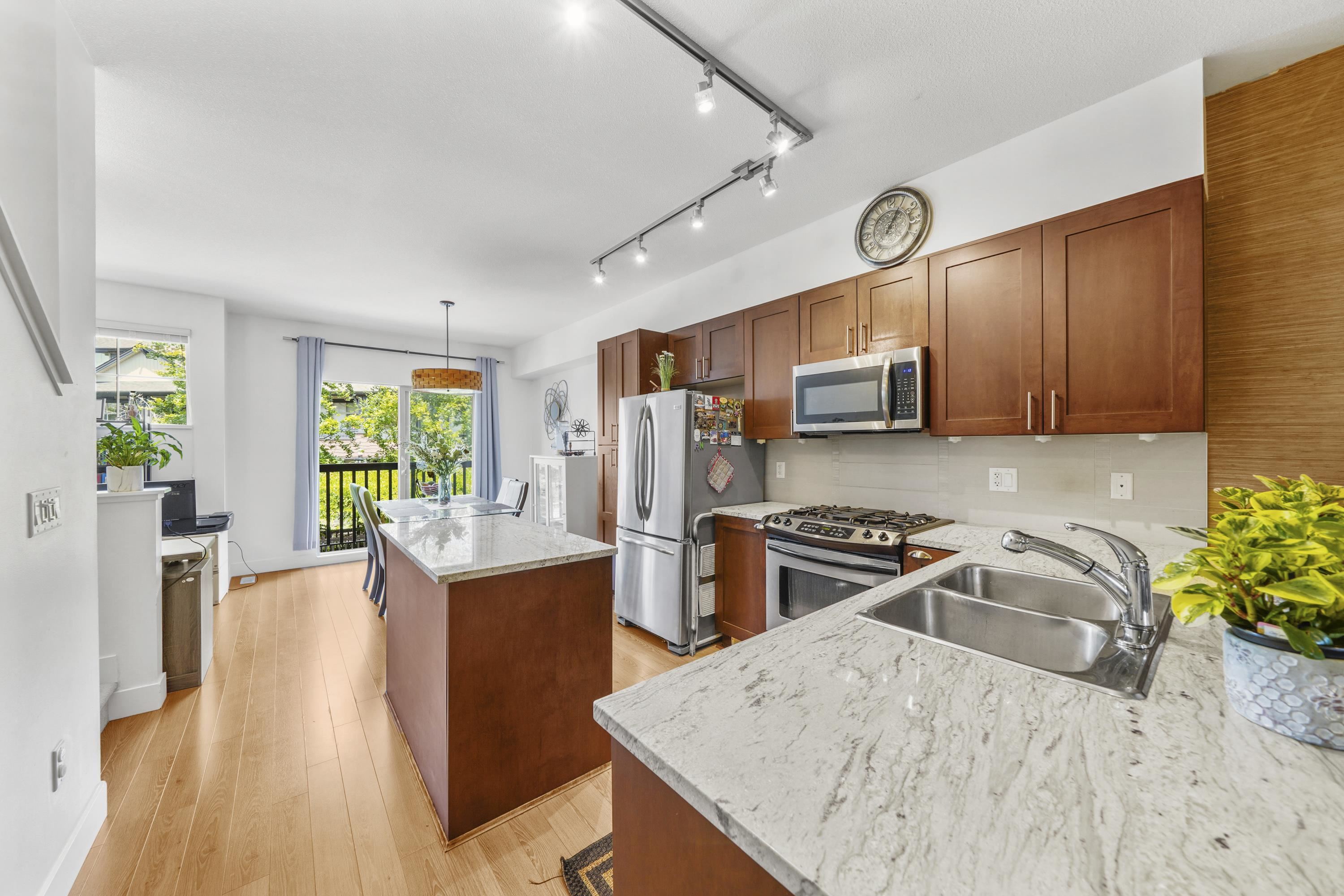 19478 65 Avenue #15, Surrey, BC V4N 5X5