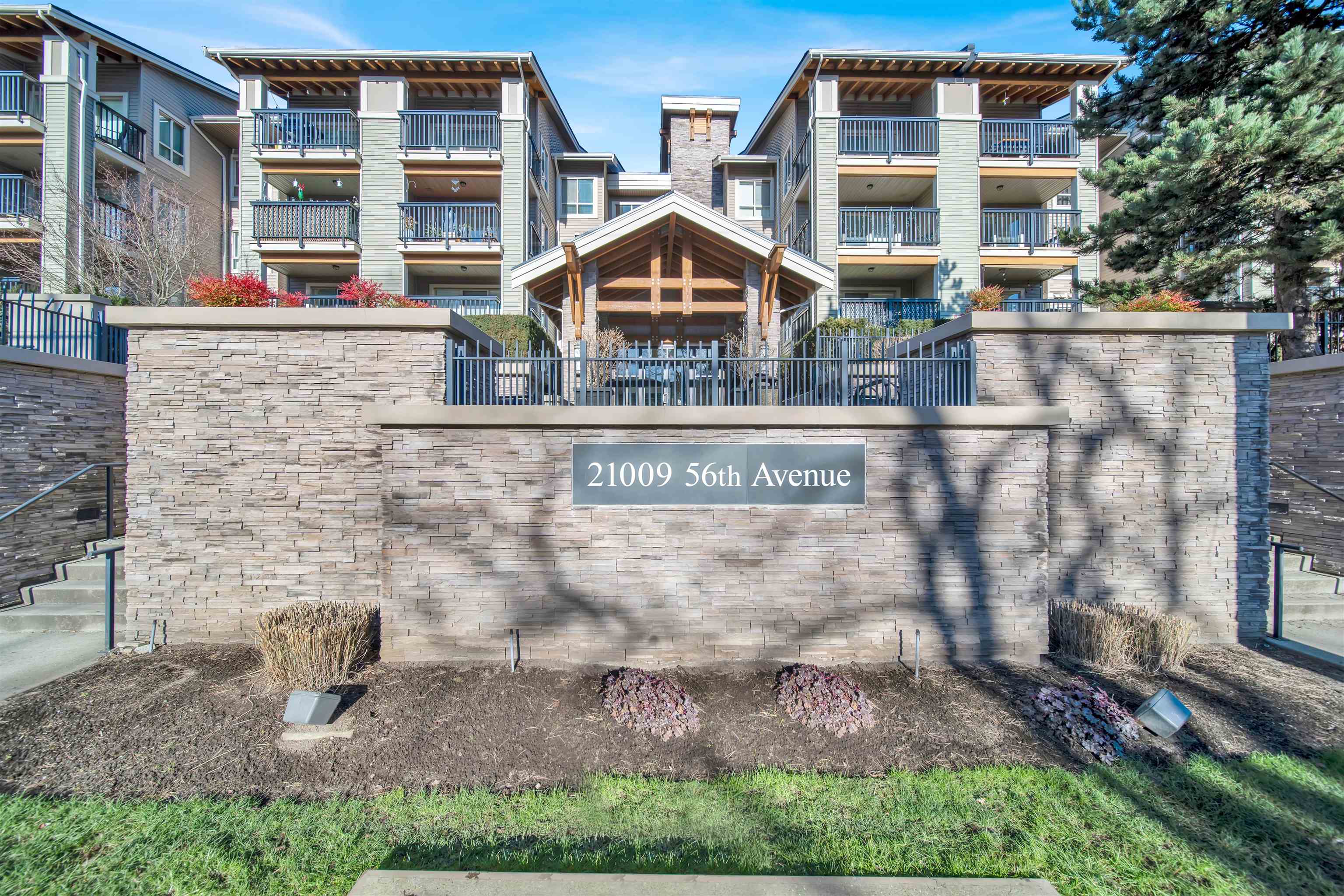 21009 56 Avenue #320, Langley, BC V3A 0C9